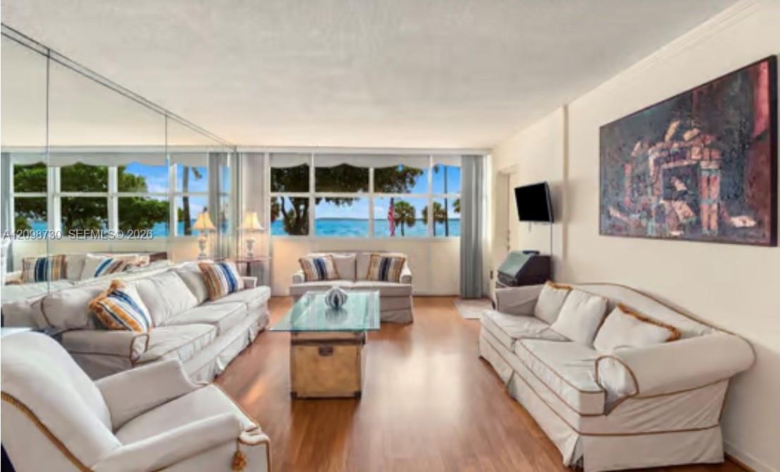1420 Brickell Bay Dr # 202E