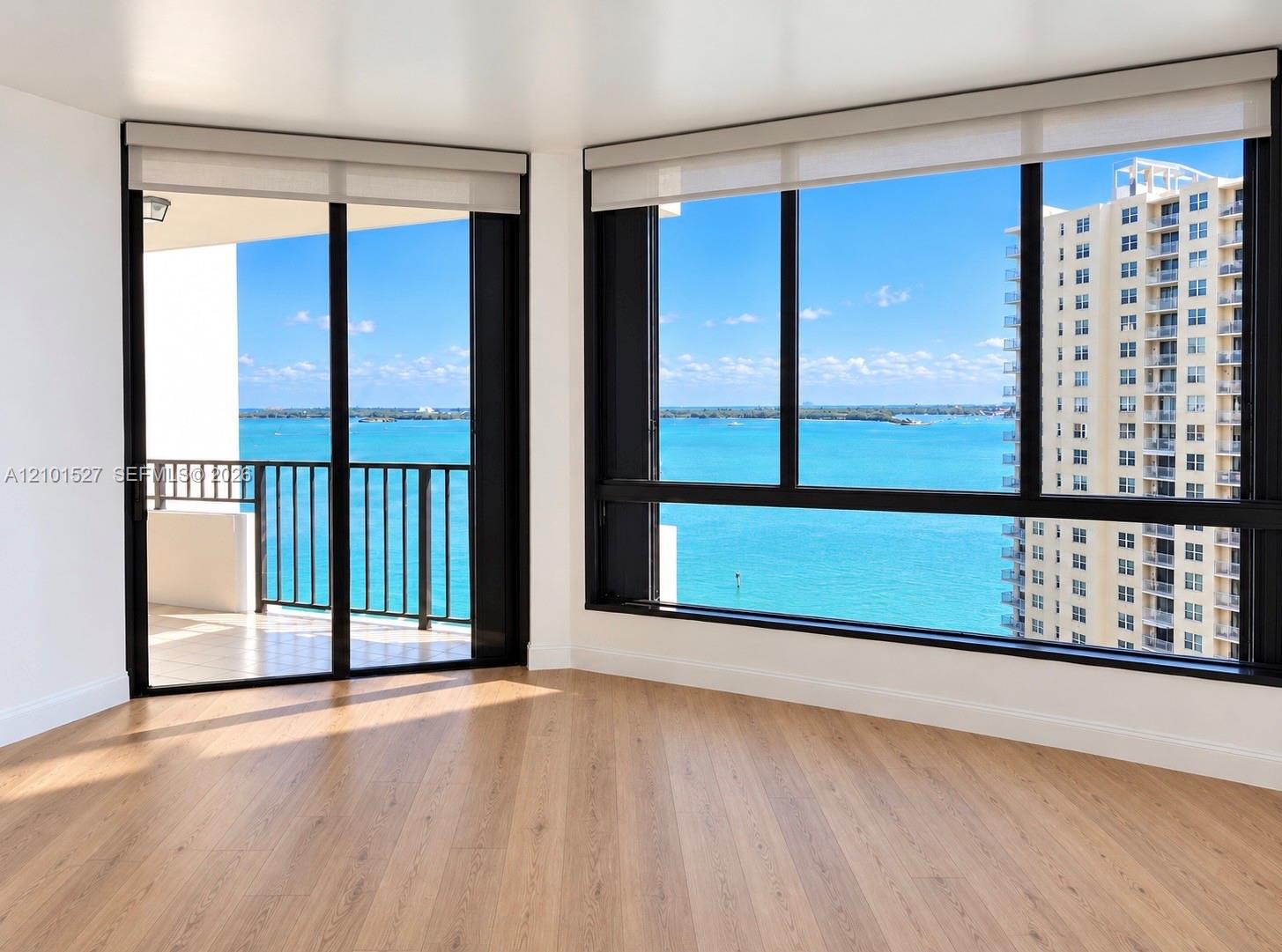 520 Brickell Key Dr # A1811