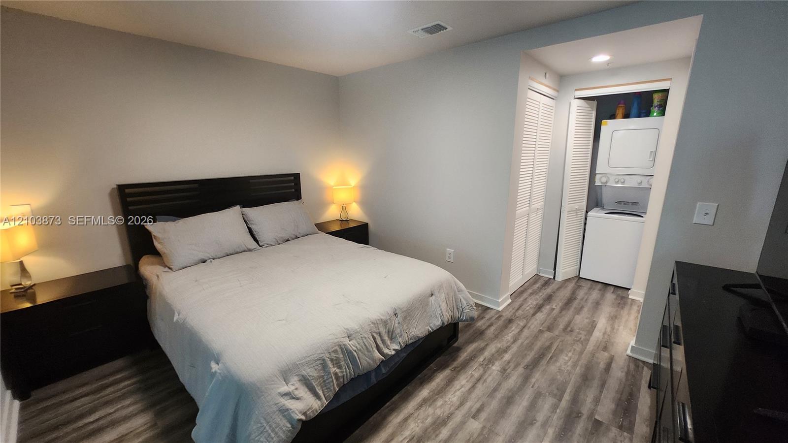300 S Biscayne Blvd # 808 Unit: L-808