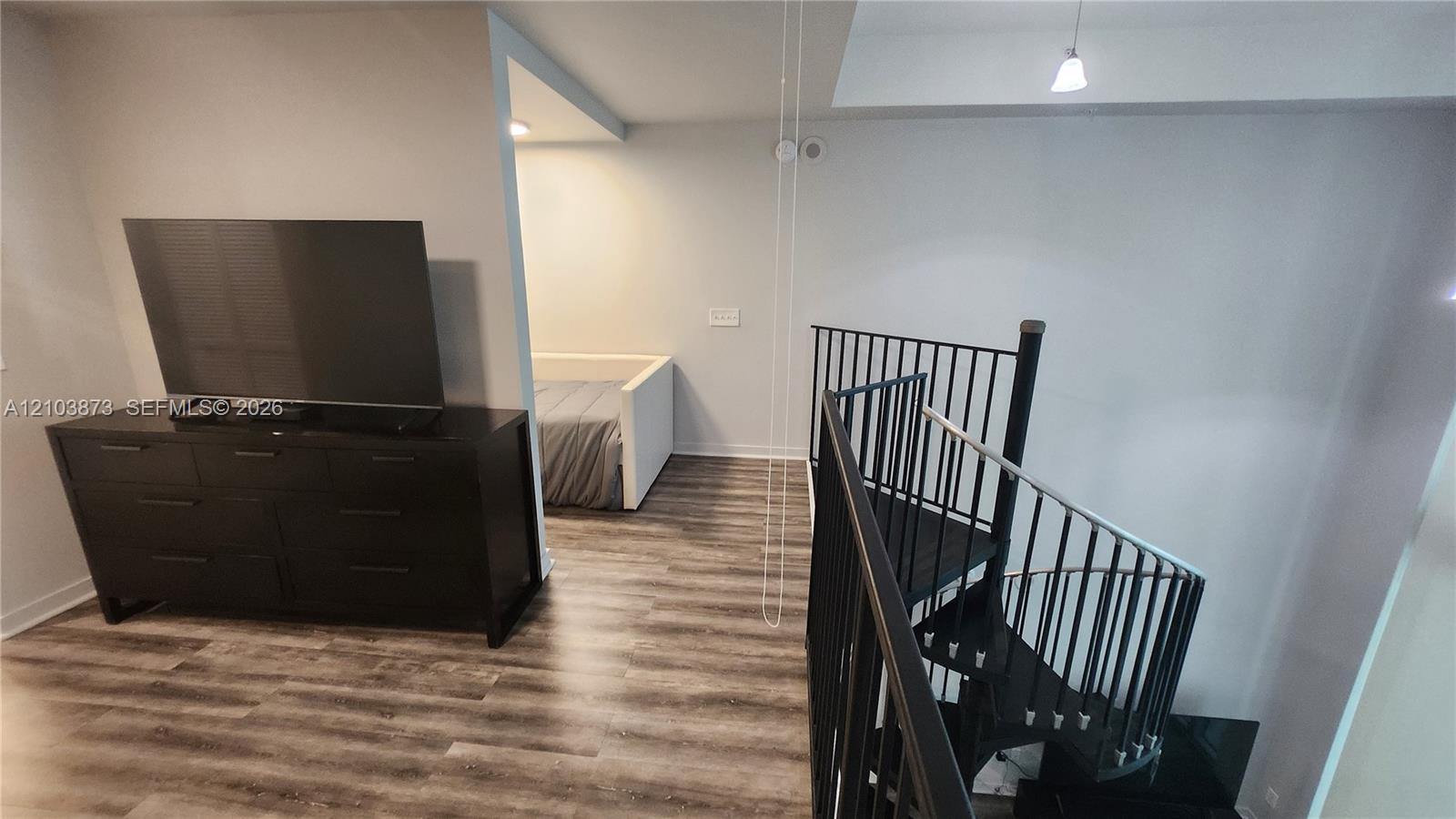 300 S Biscayne Blvd # 808 Unit: L-808