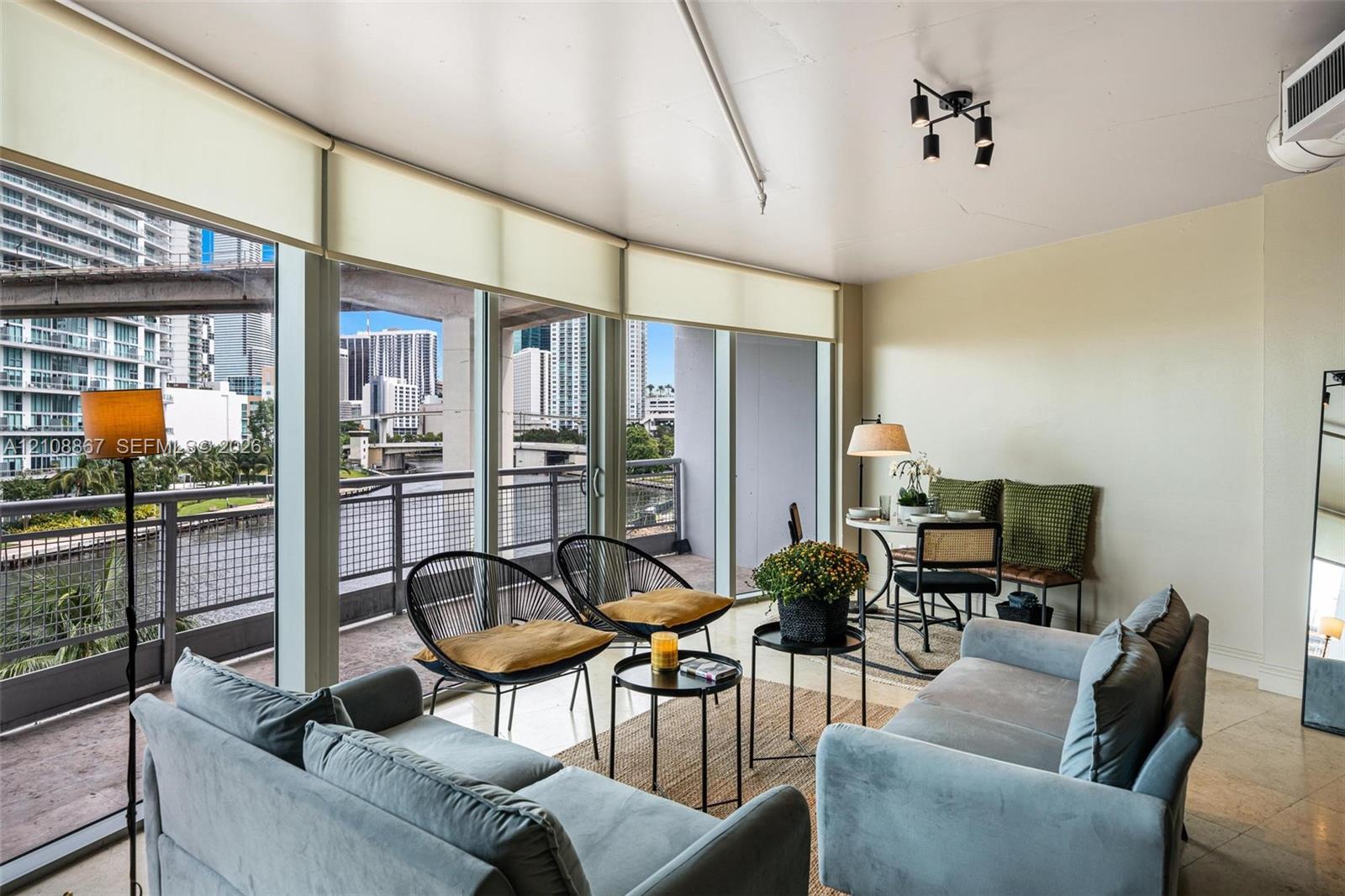 690 SW 1st Court 501