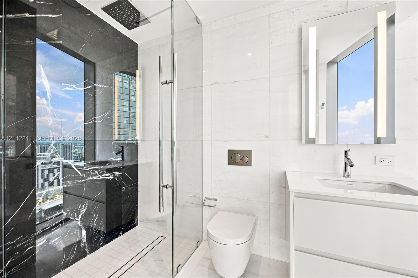 300 Biscayne Boulevard Way # 5002E
