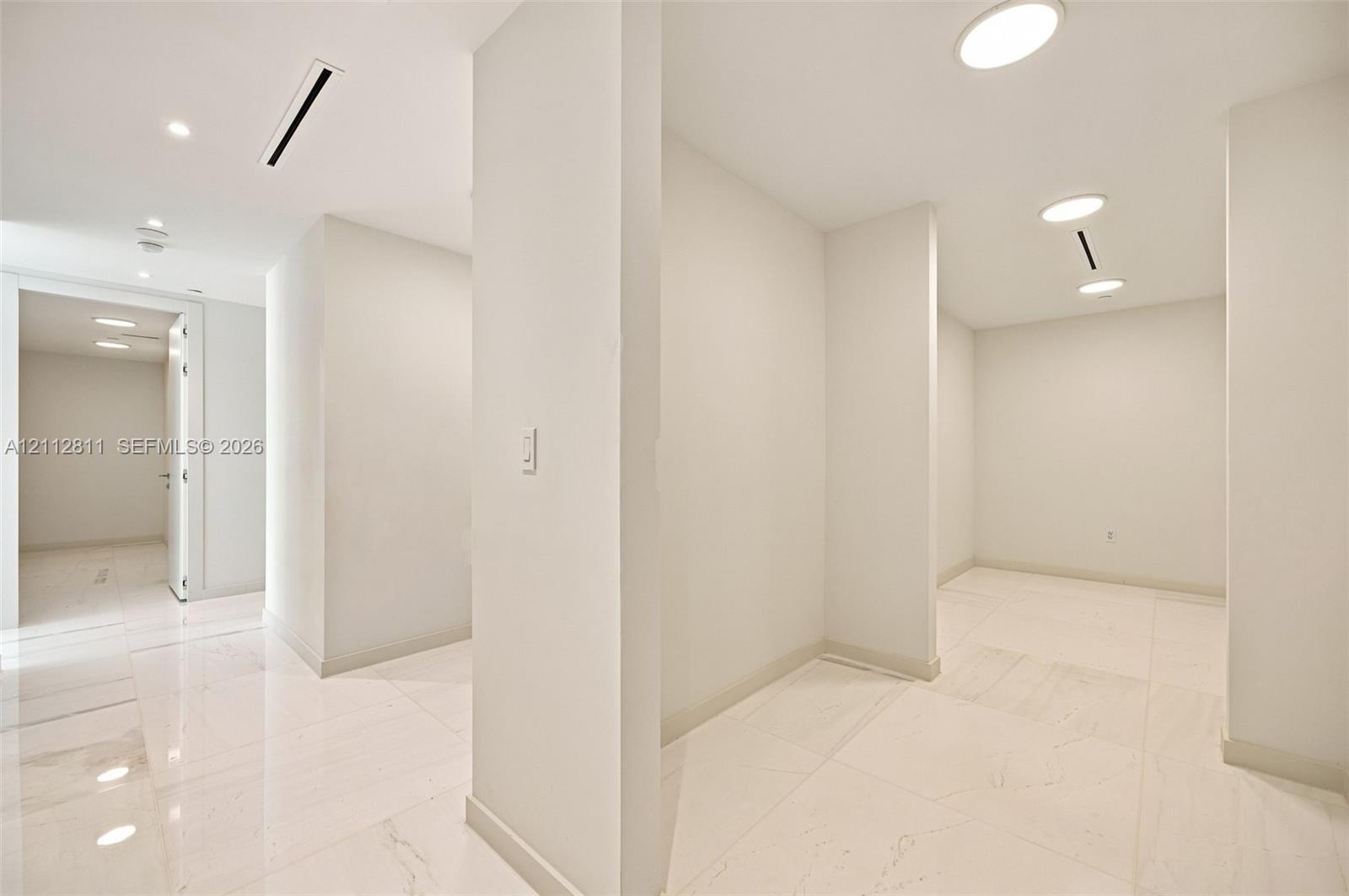 300 Biscayne Boulevard Way # 5002E