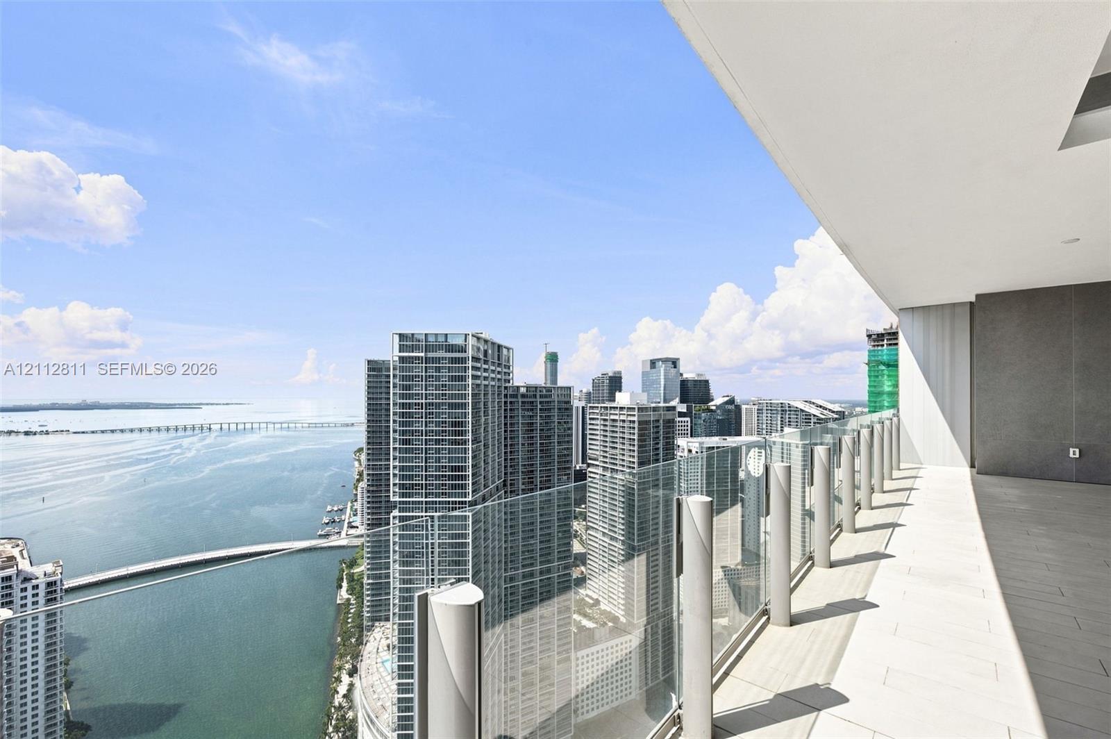 300 Biscayne Boulevard Way # 5002E
