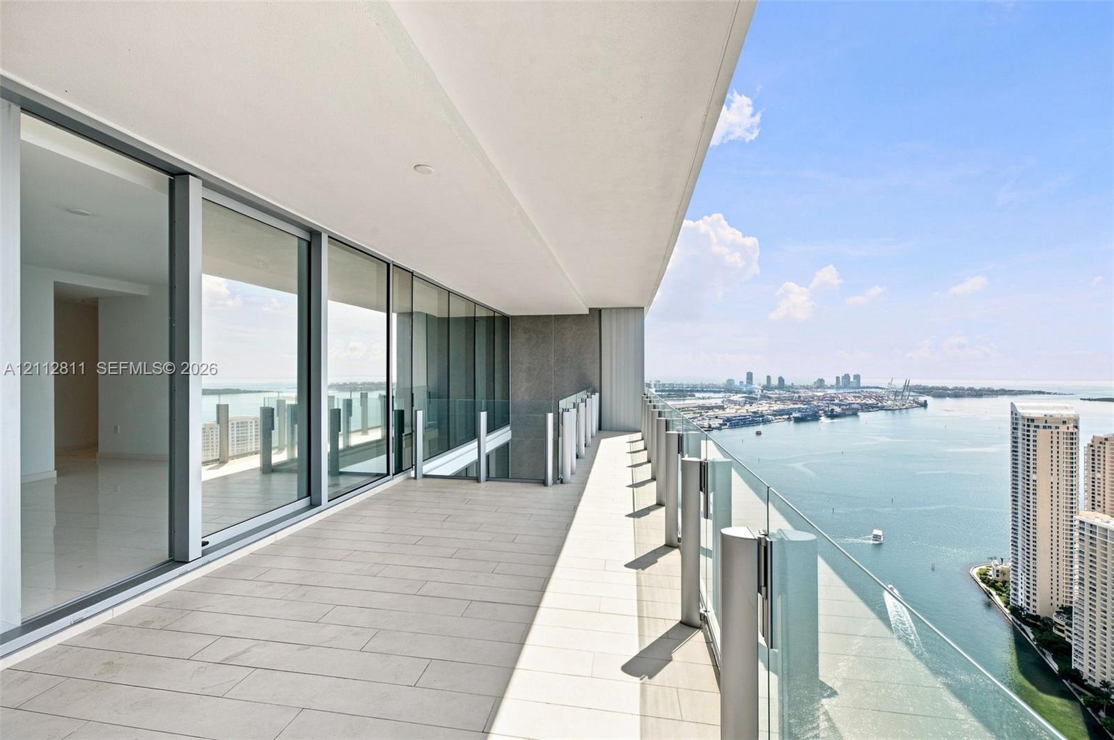300 Biscayne Boulevard Way # 5002E