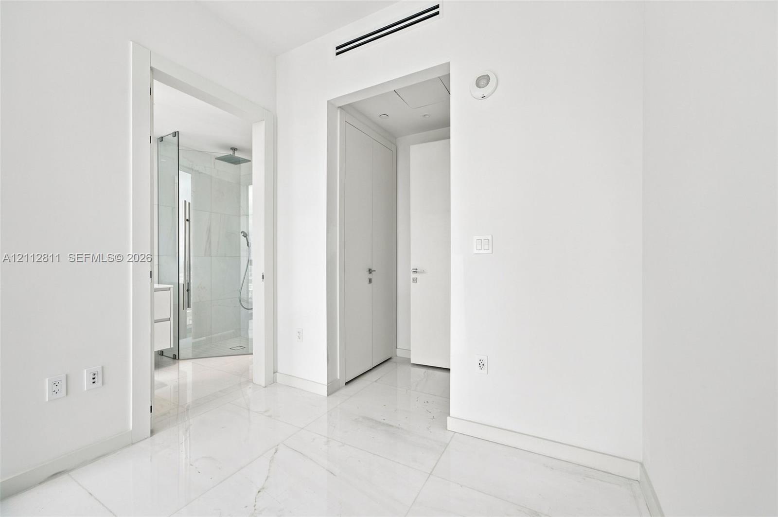 300 Biscayne Boulevard Way # 5002E