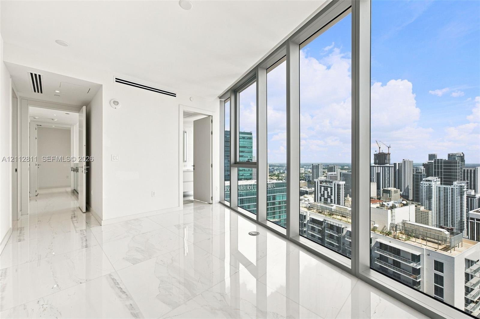 300 Biscayne Boulevard Way # 5002E