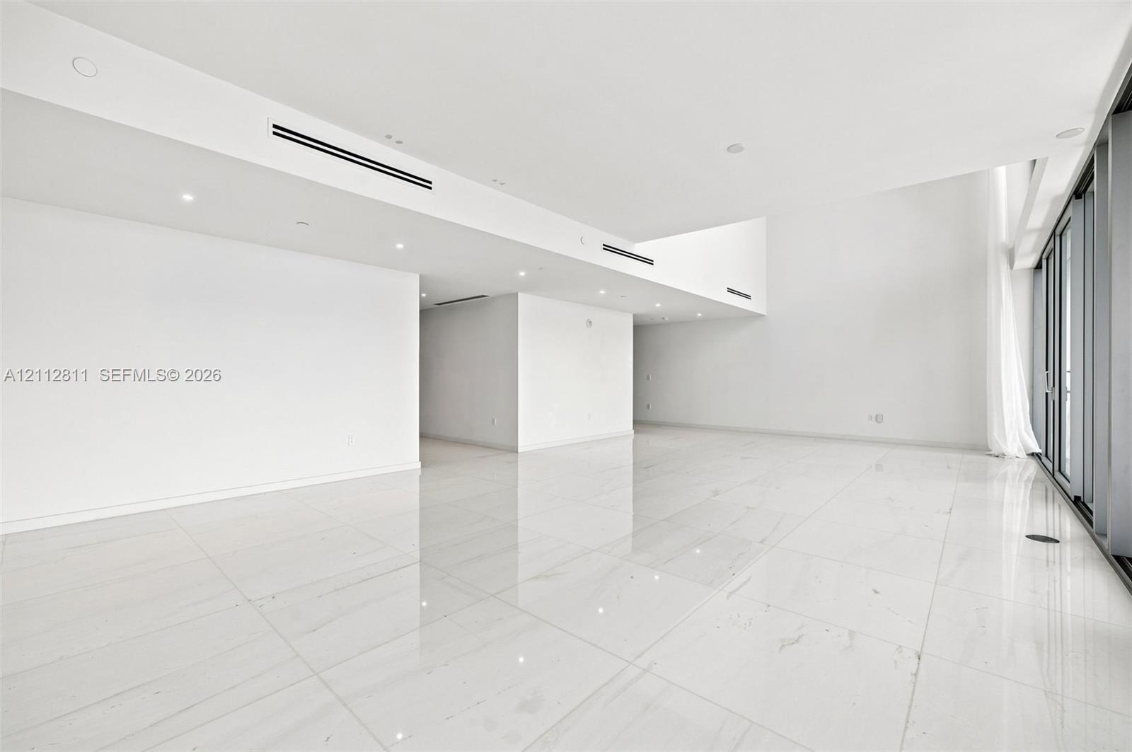 300 Biscayne Boulevard Way # 5002E