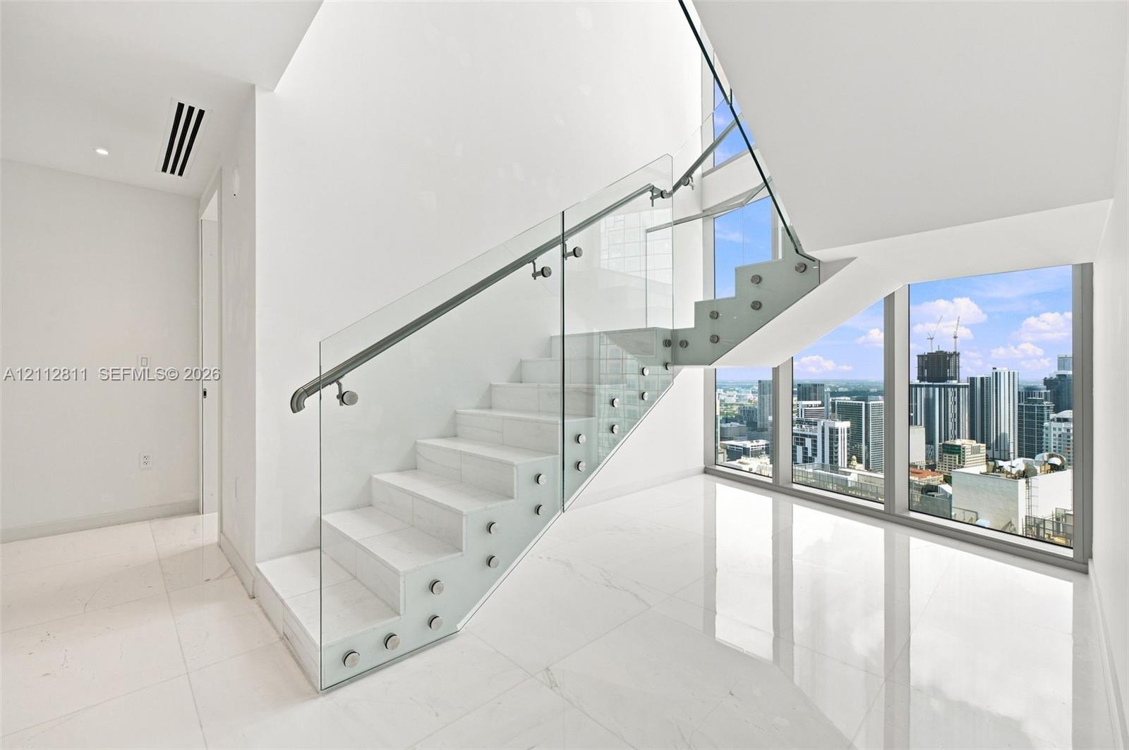 300 Biscayne Boulevard Way # 5002E