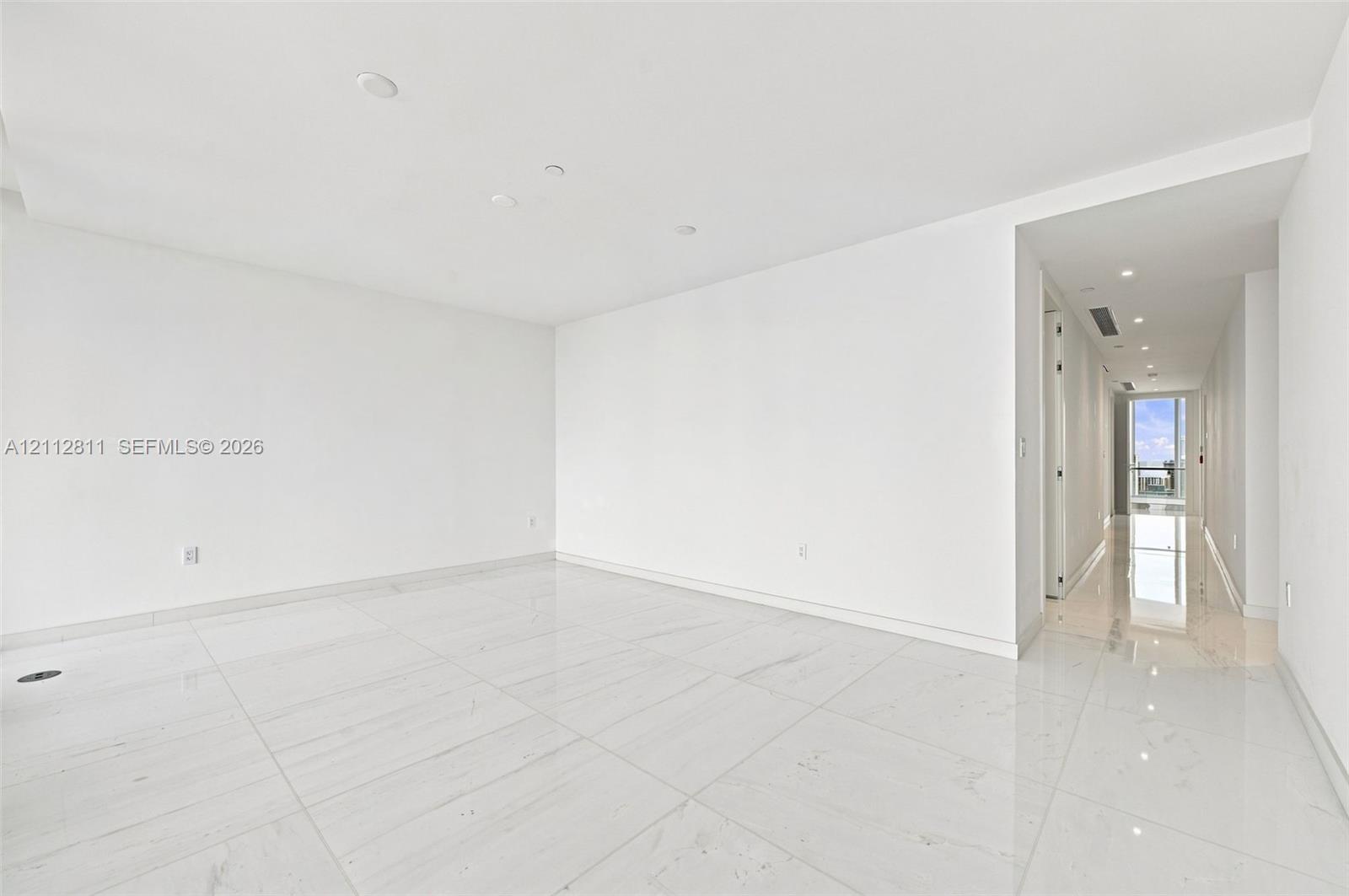 300 Biscayne Boulevard Way # 5002E