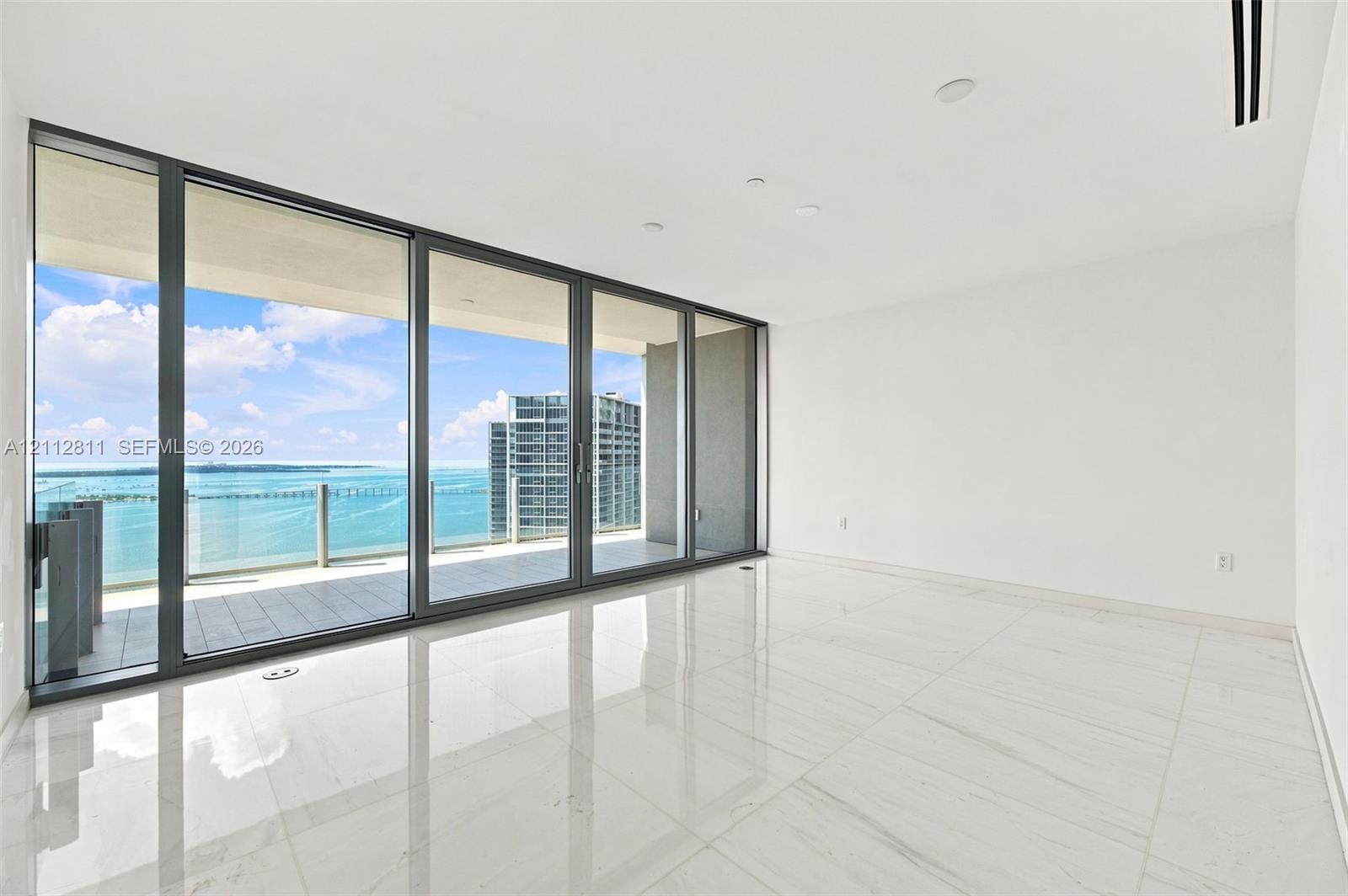 300 Biscayne Boulevard Way # 5002E