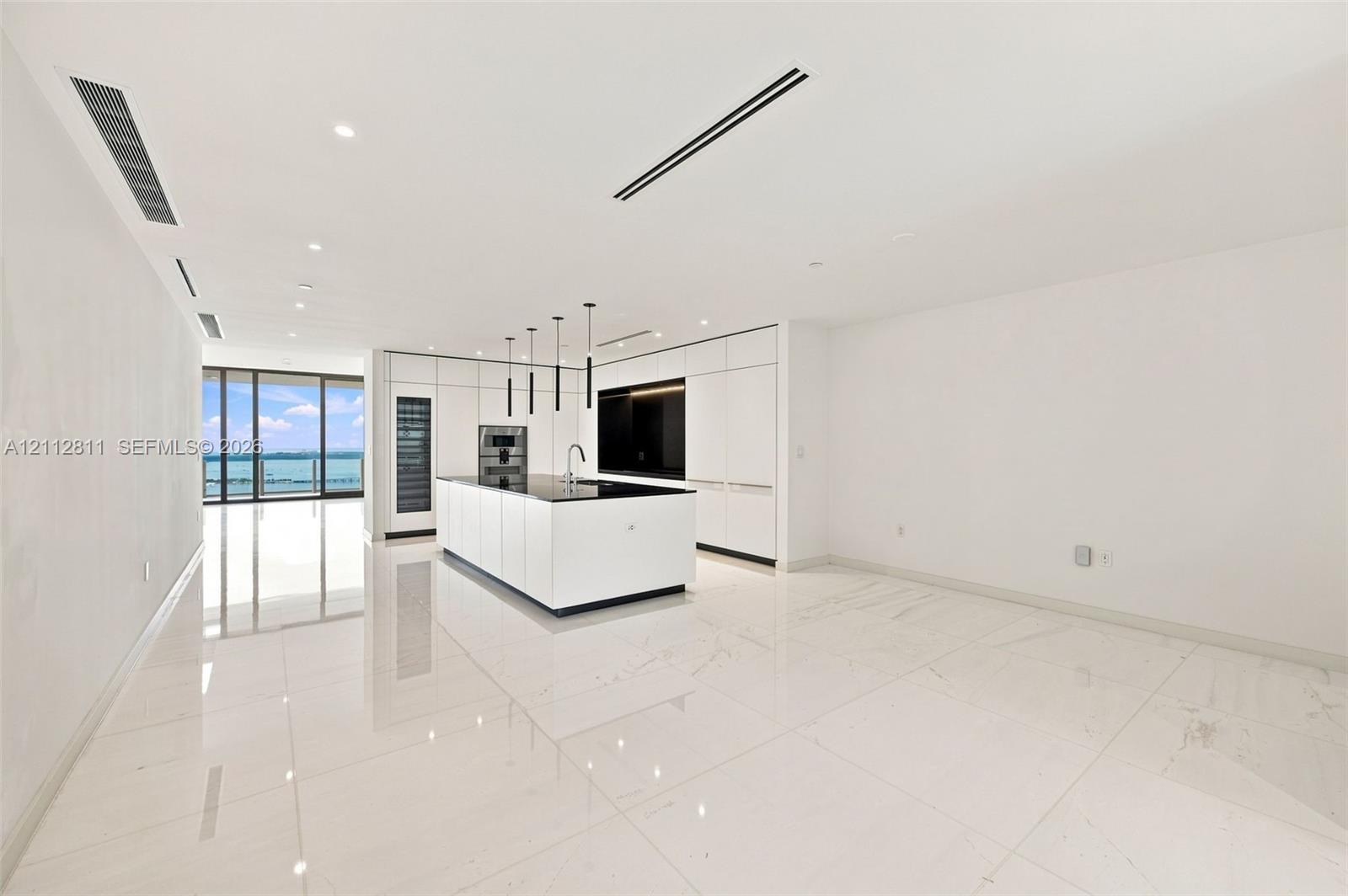 300 Biscayne Boulevard Way # 5002E