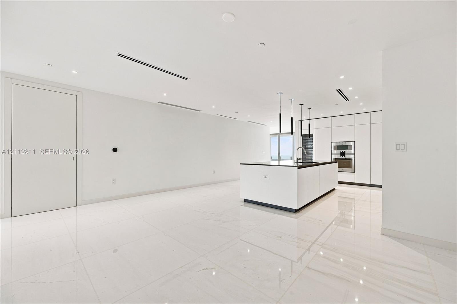 300 Biscayne Boulevard Way # 5002E