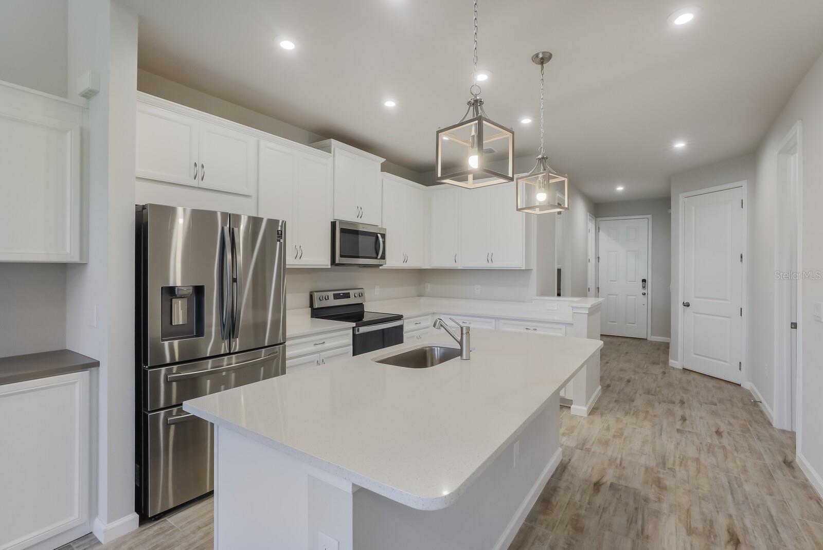 5641 SILVERBRIDGE TRL