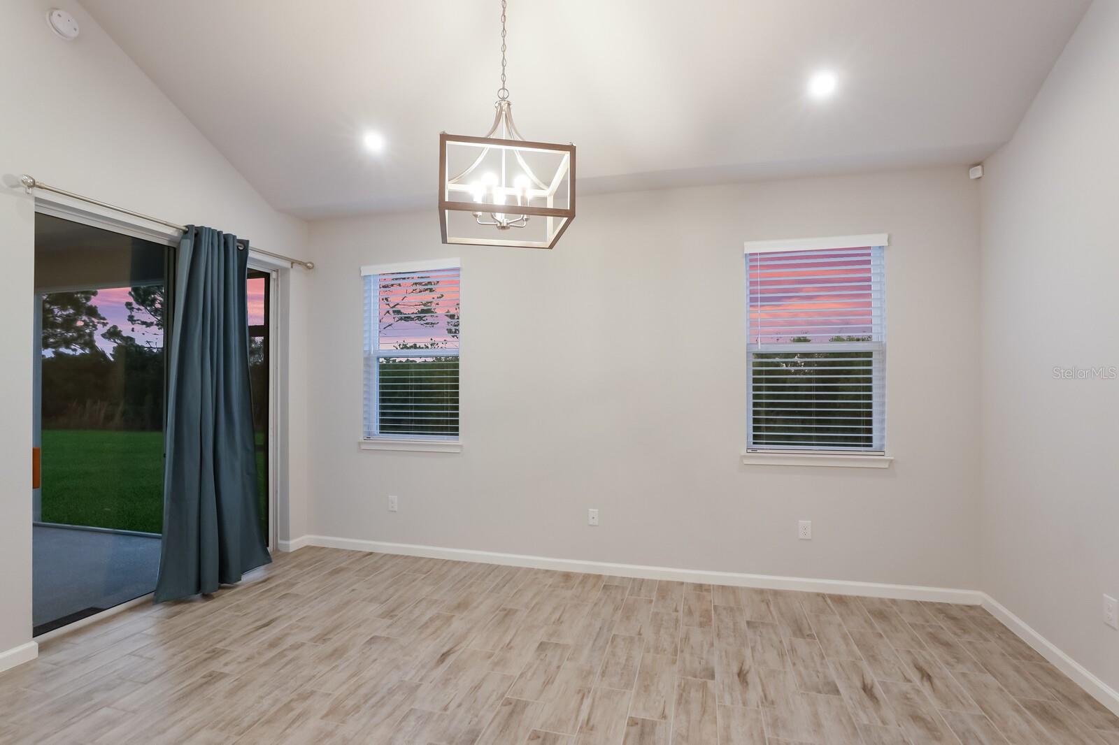 5641 SILVERBRIDGE TRL