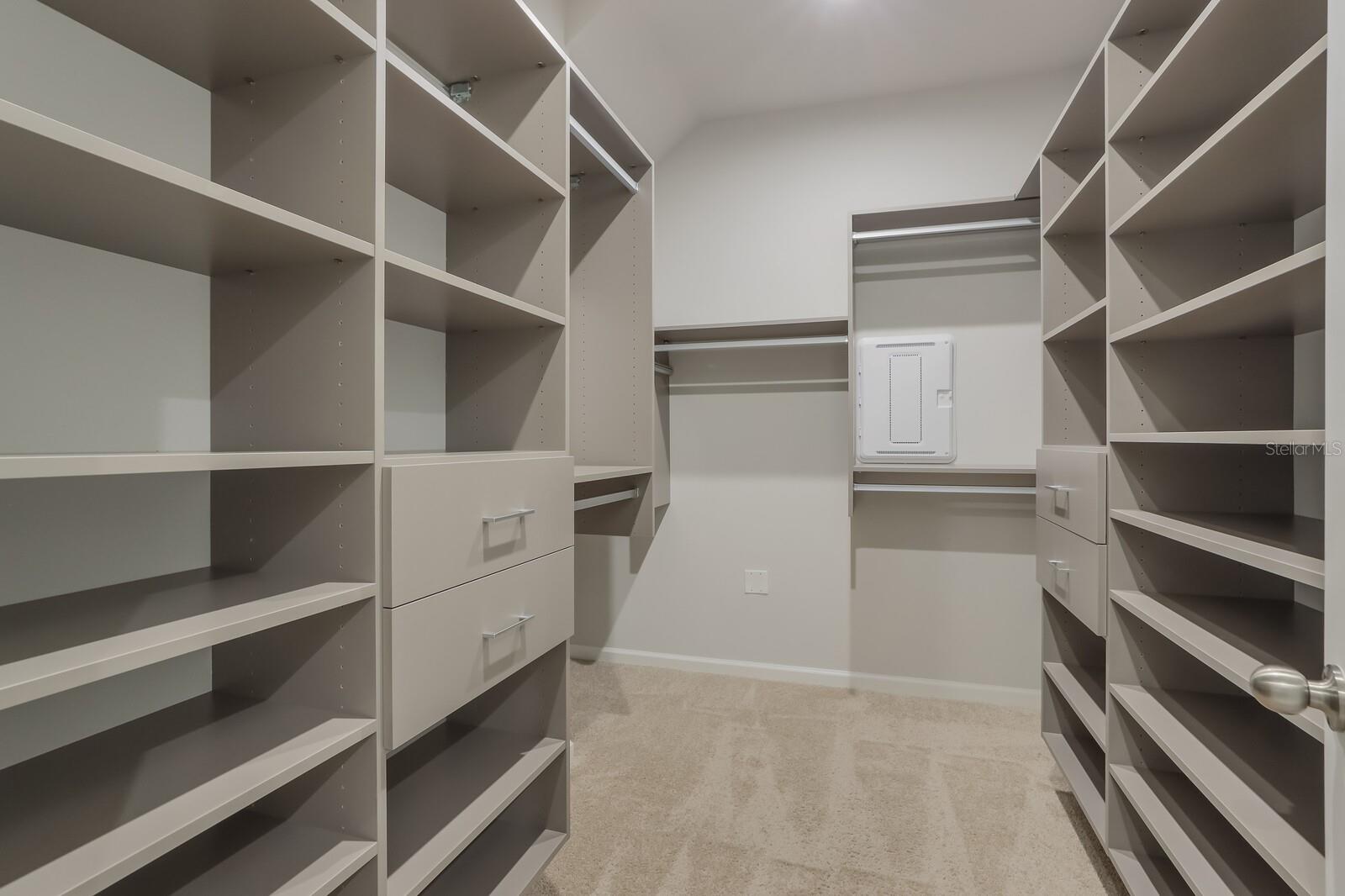 5641 SILVERBRIDGE TRL