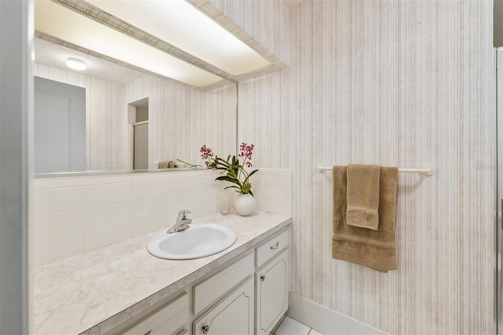 137 AVENIDA MESSINA #2