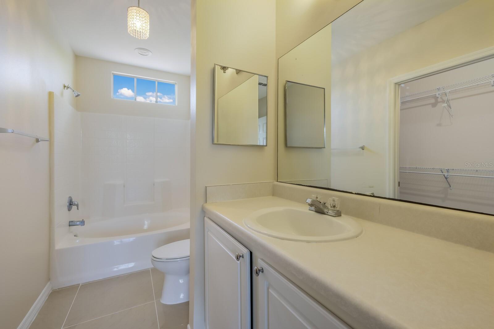 5601 BENTGRASS DR #10-115