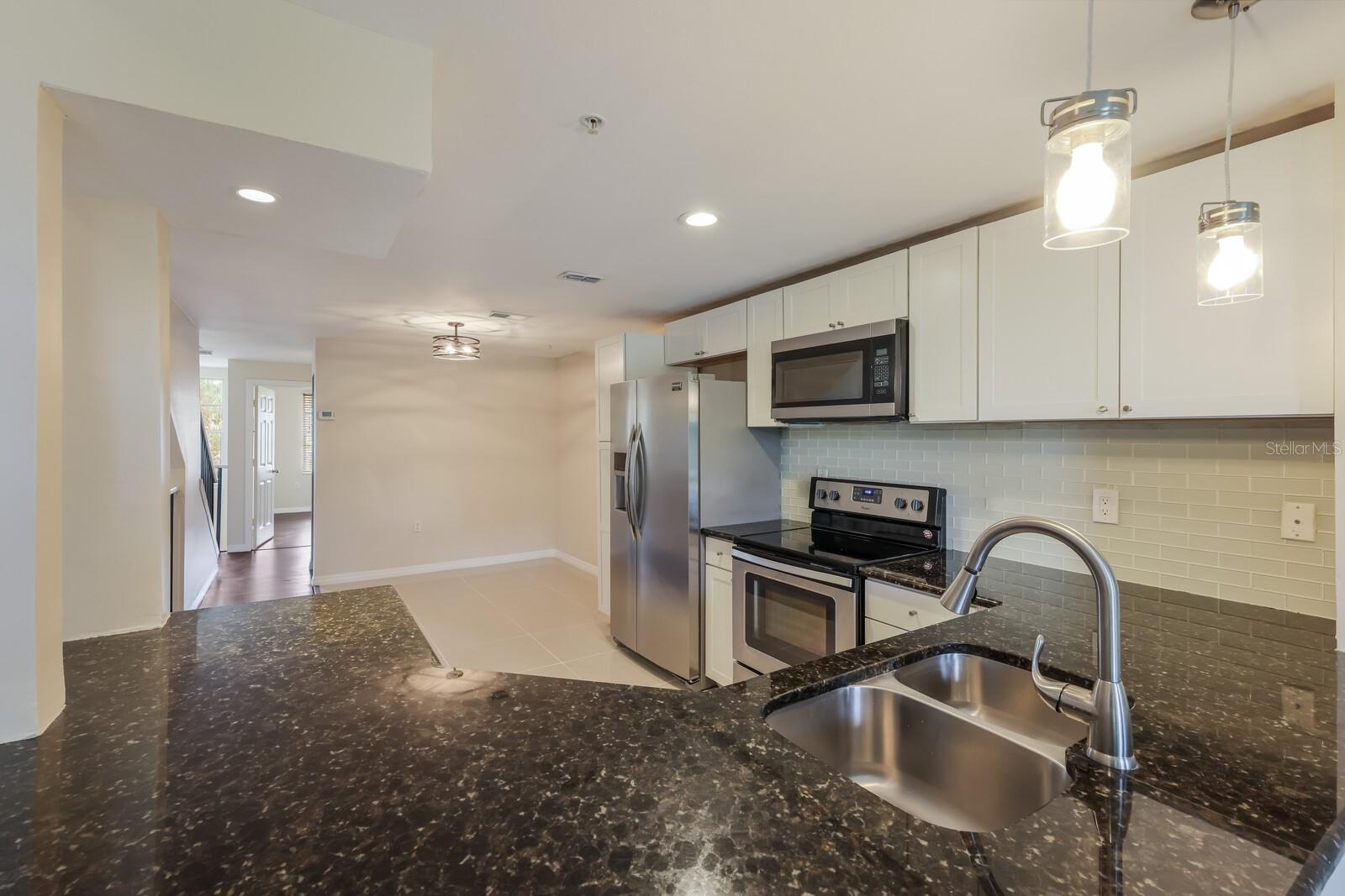 5601 BENTGRASS DR #10-115