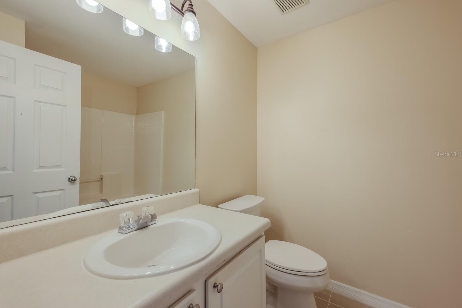 5601 BENTGRASS DR #10-115