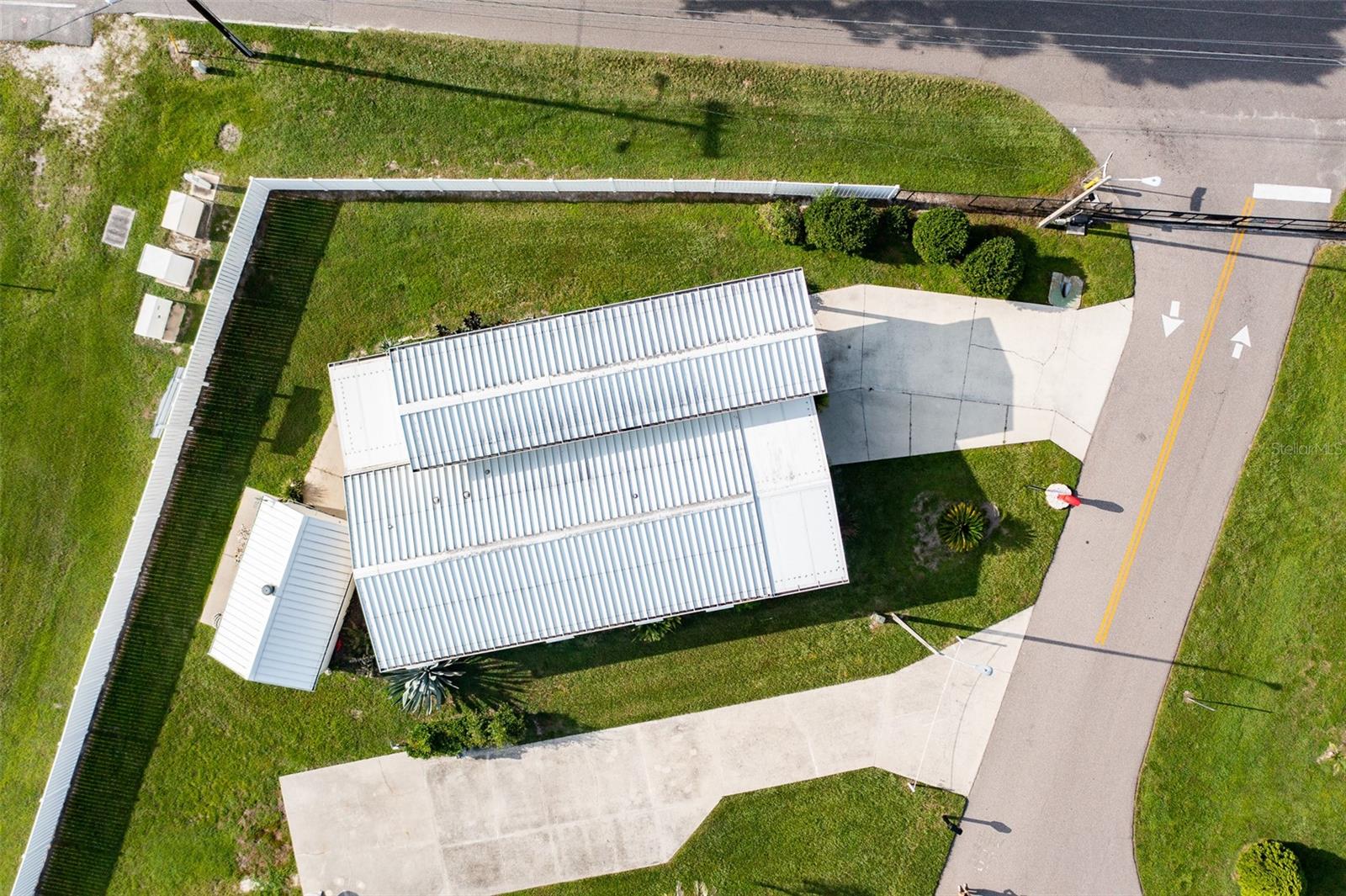 4901 SHORE LINE DR