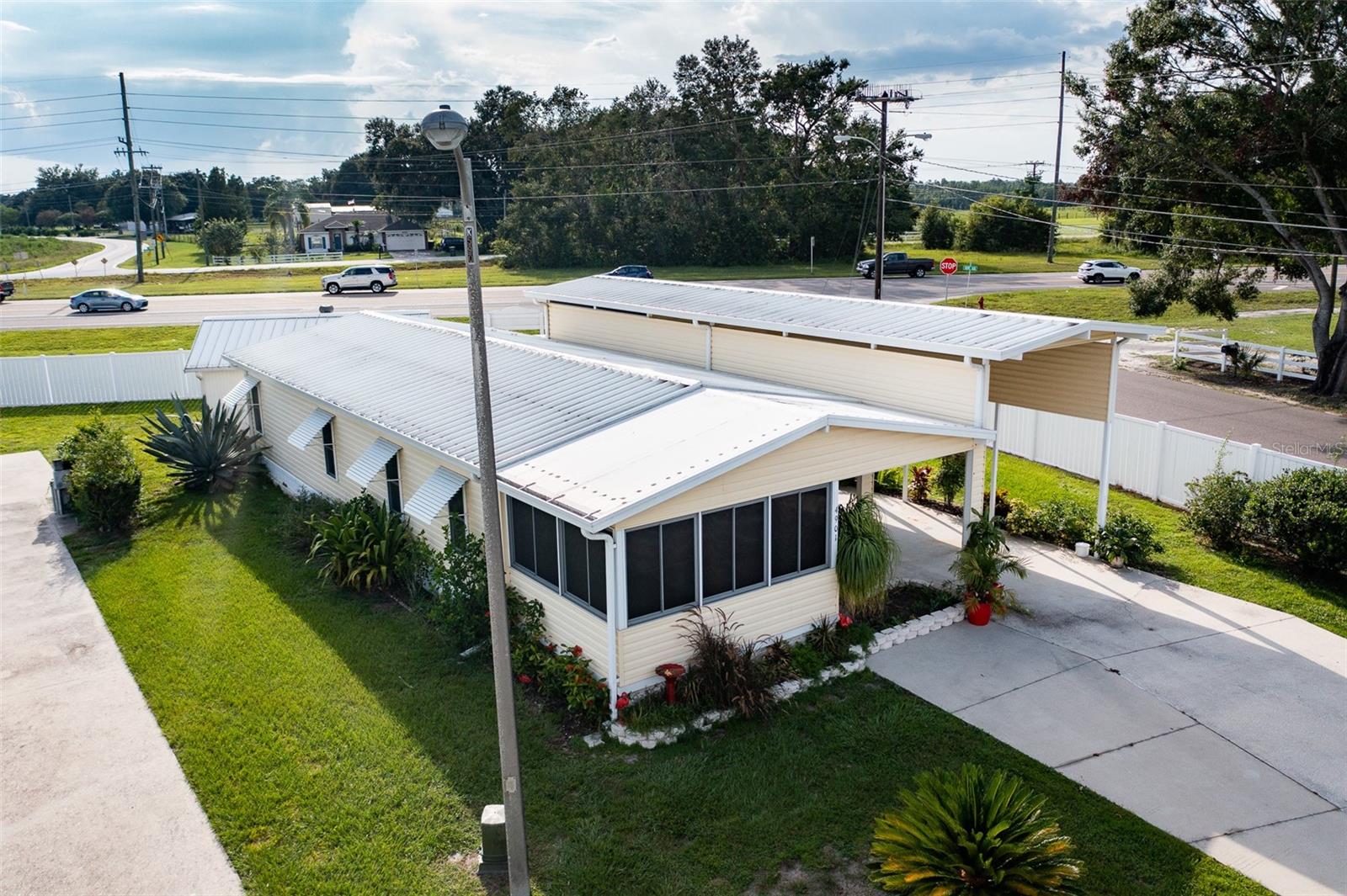 4901 SHORE LINE DR