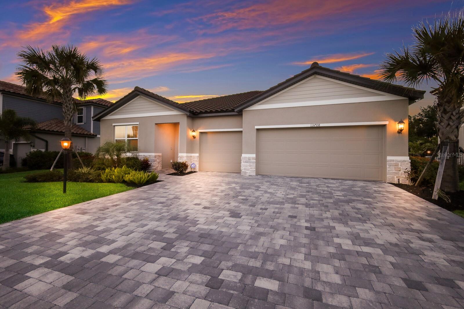 13708 GREEN HAMMOCK PL