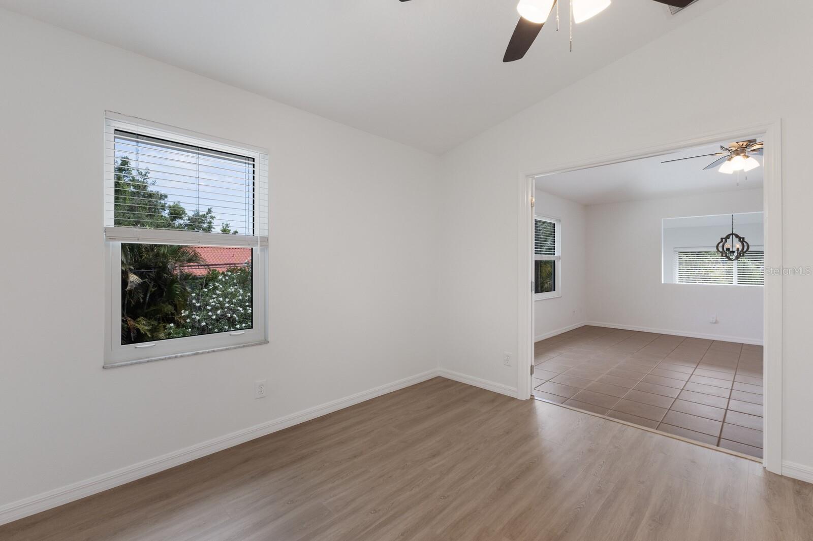 3356 MAIDEN LN