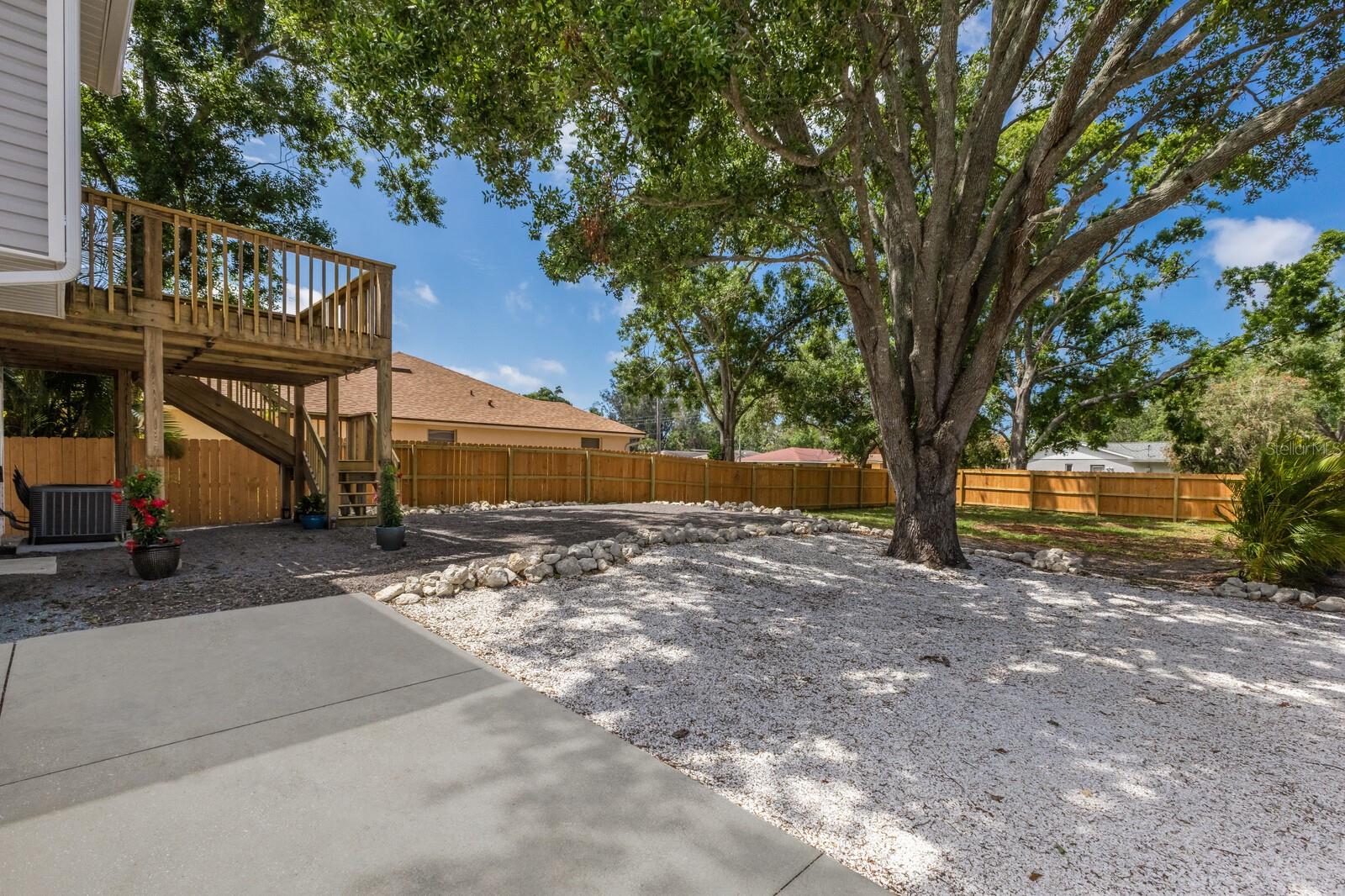 3356 MAIDEN LN