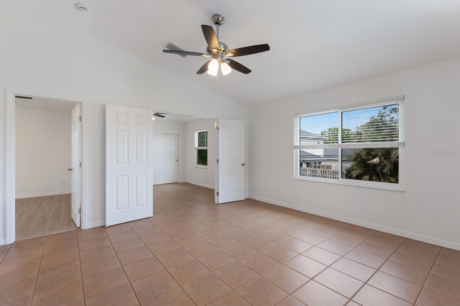 3356 MAIDEN LN