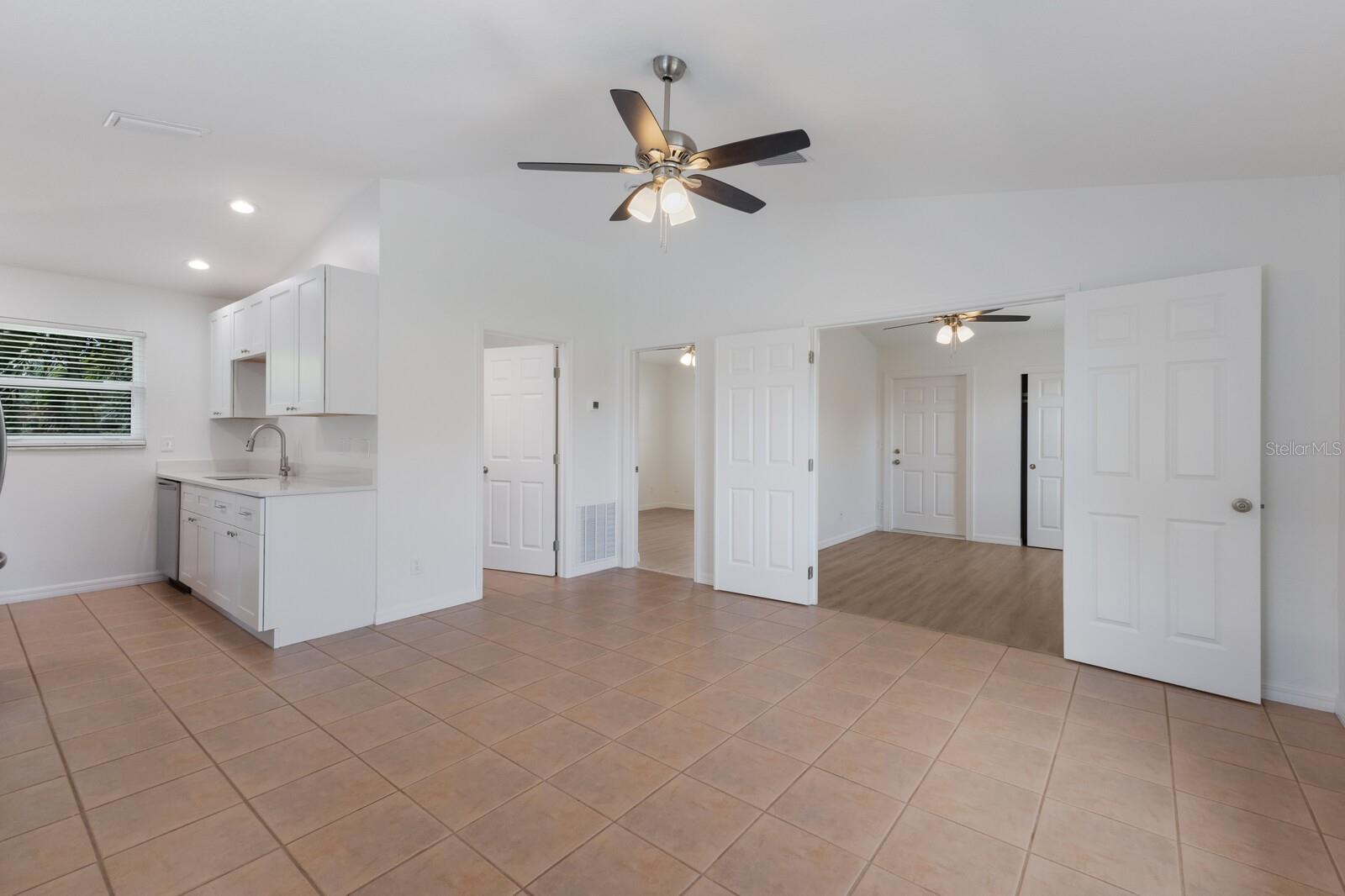3356 MAIDEN LN
