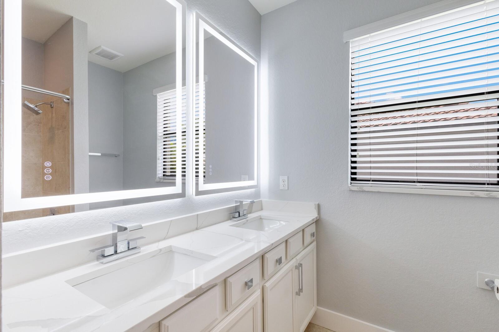 13616 SAW PALM CREEK TRL