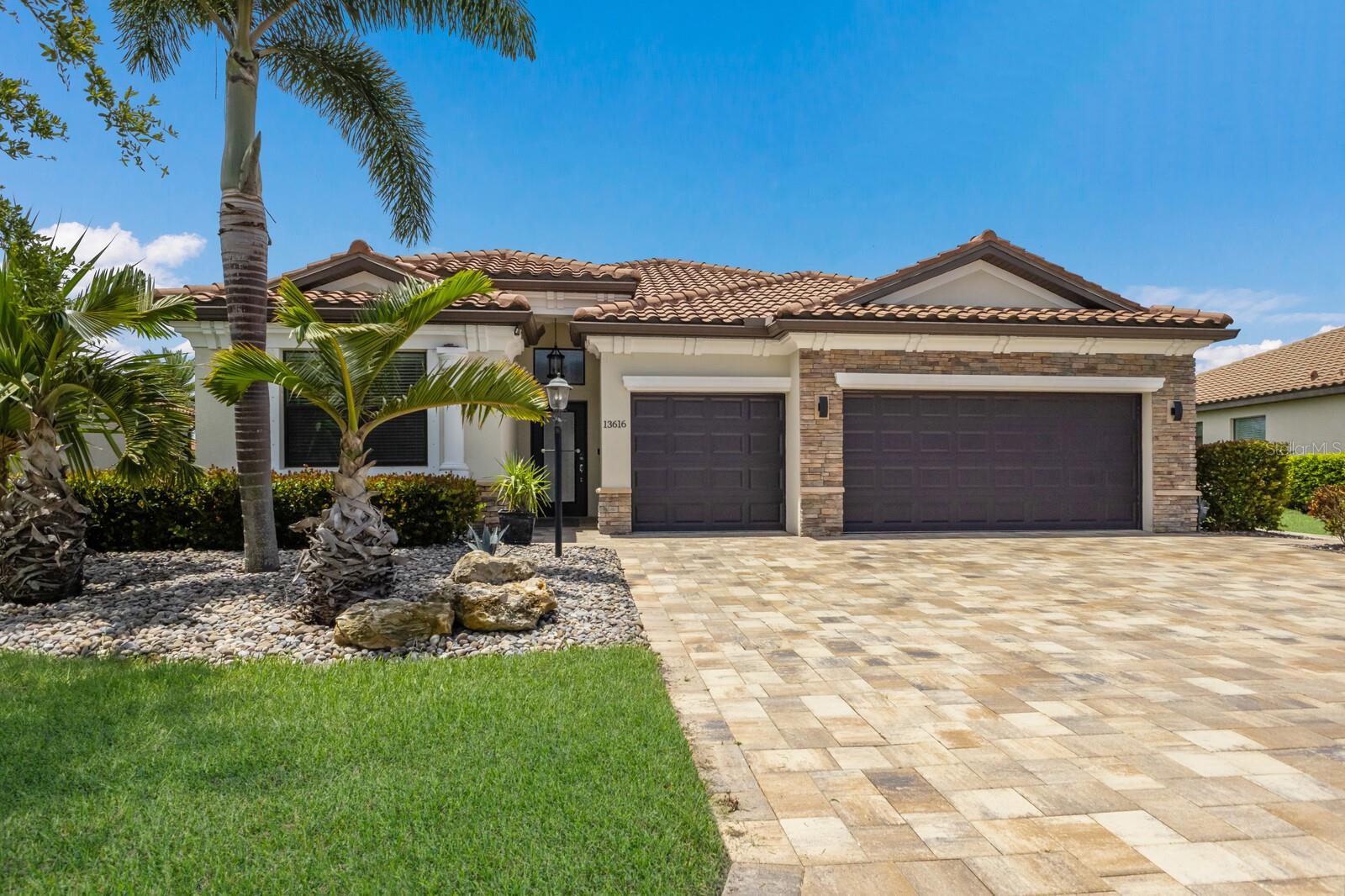 13616 SAW PALM CREEK TRL
