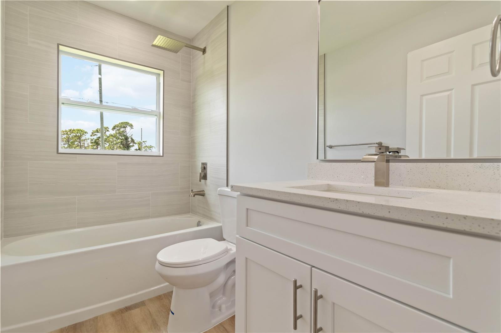 100 ABBOTT CT
