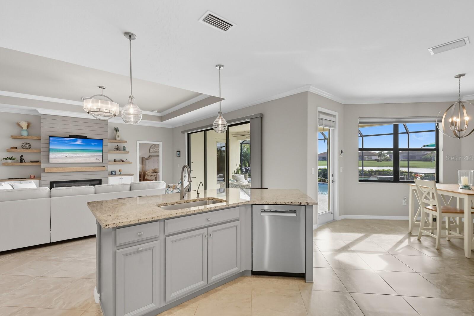 14022 FLORIDA ROSEMARY DR