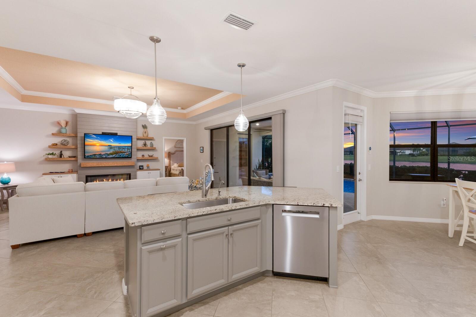 14022 FLORIDA ROSEMARY DR