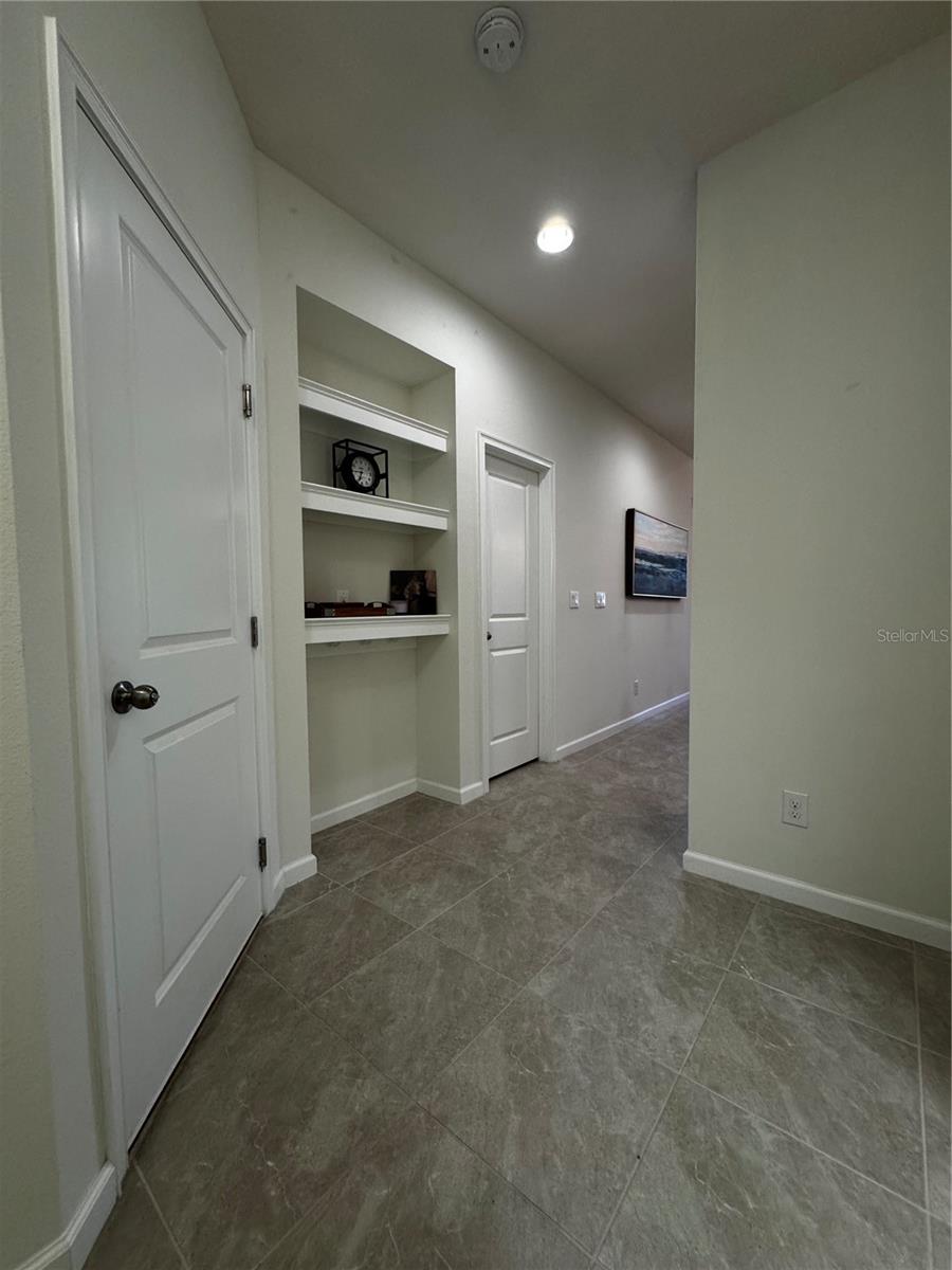 11665 ROLLING GREEN DR