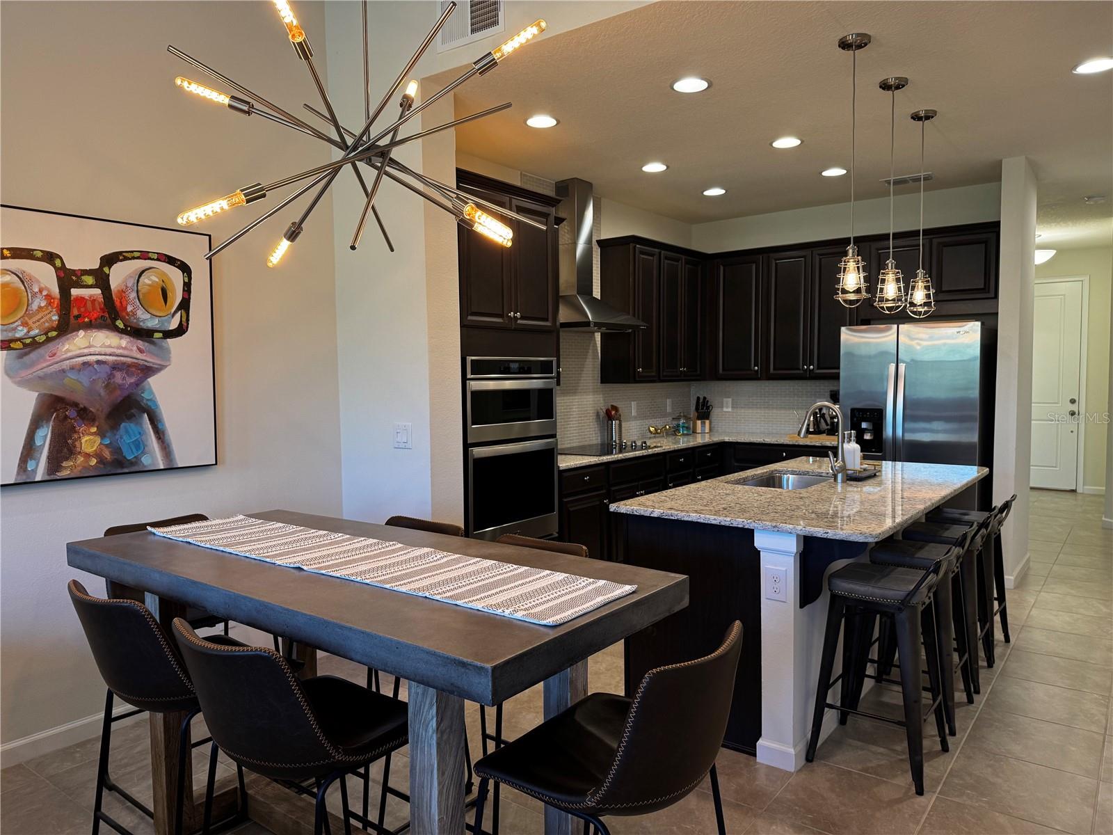 11665 ROLLING GREEN DR