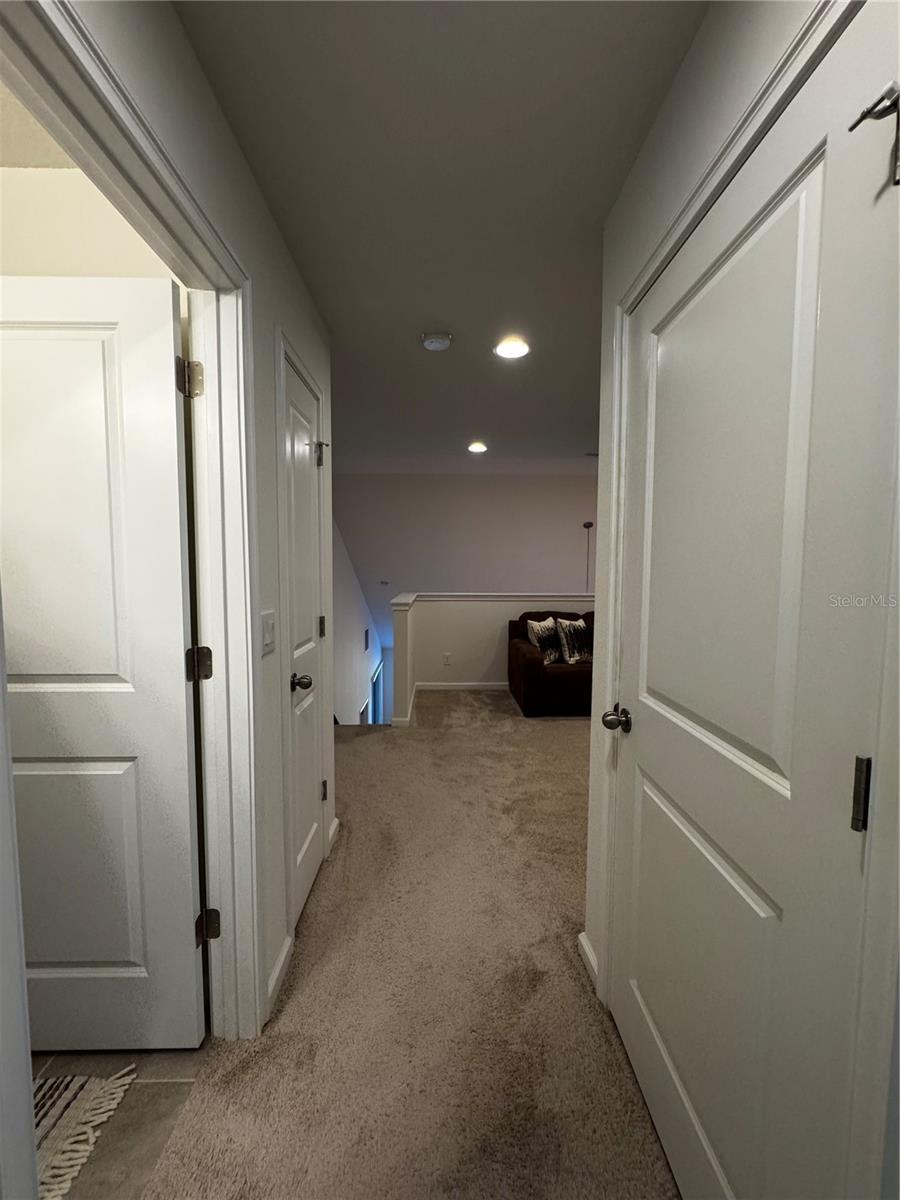 11665 ROLLING GREEN DR