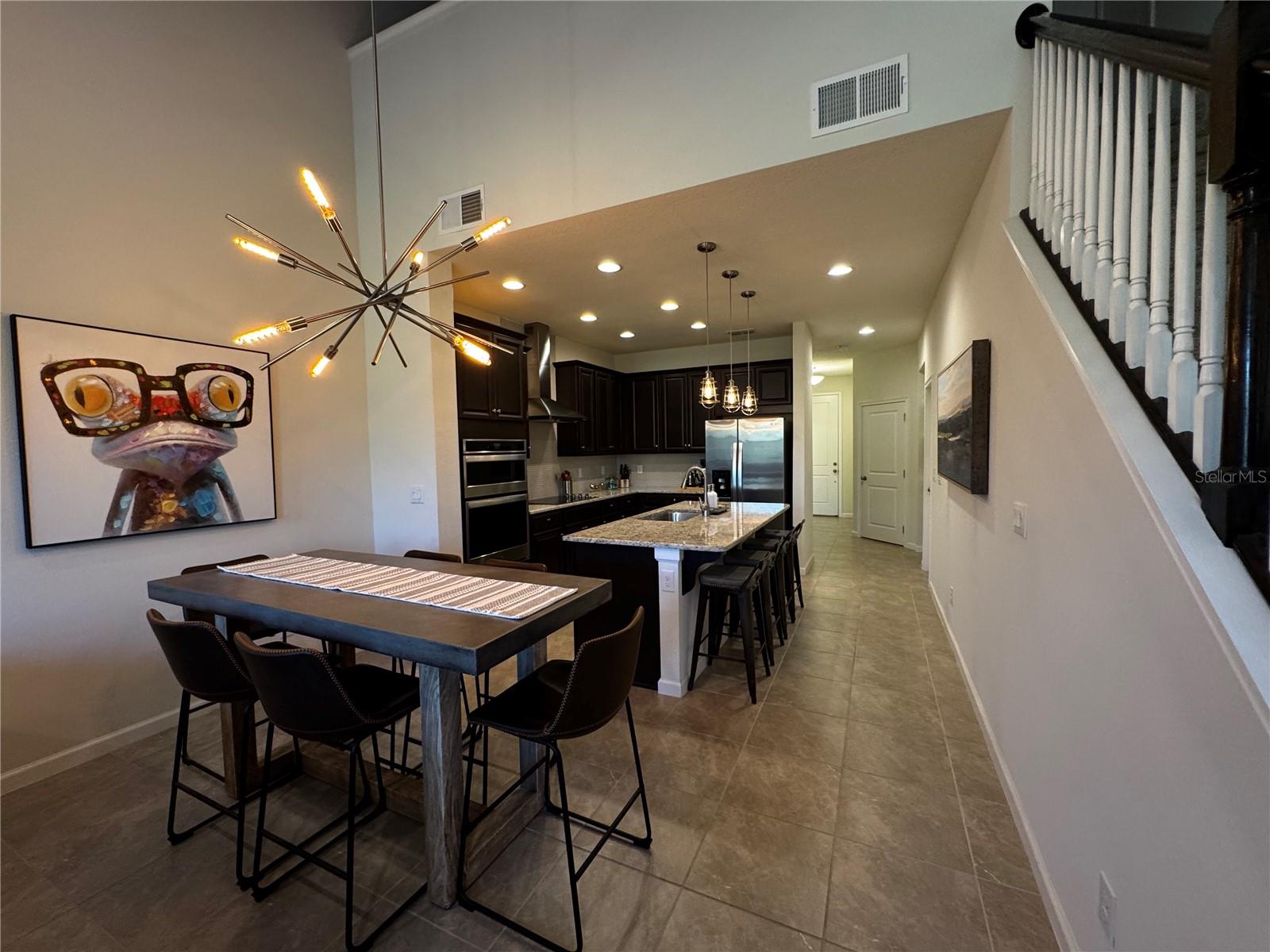 11665 ROLLING GREEN DR