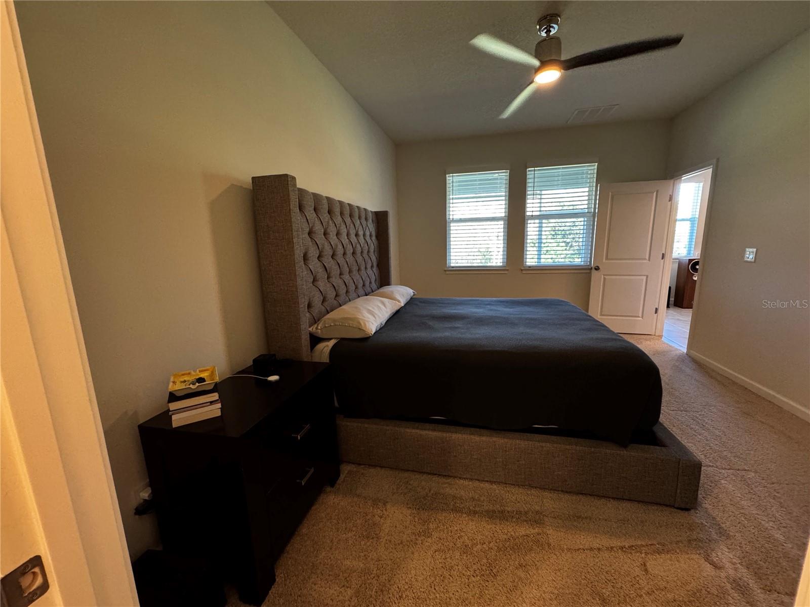 11665 ROLLING GREEN DR