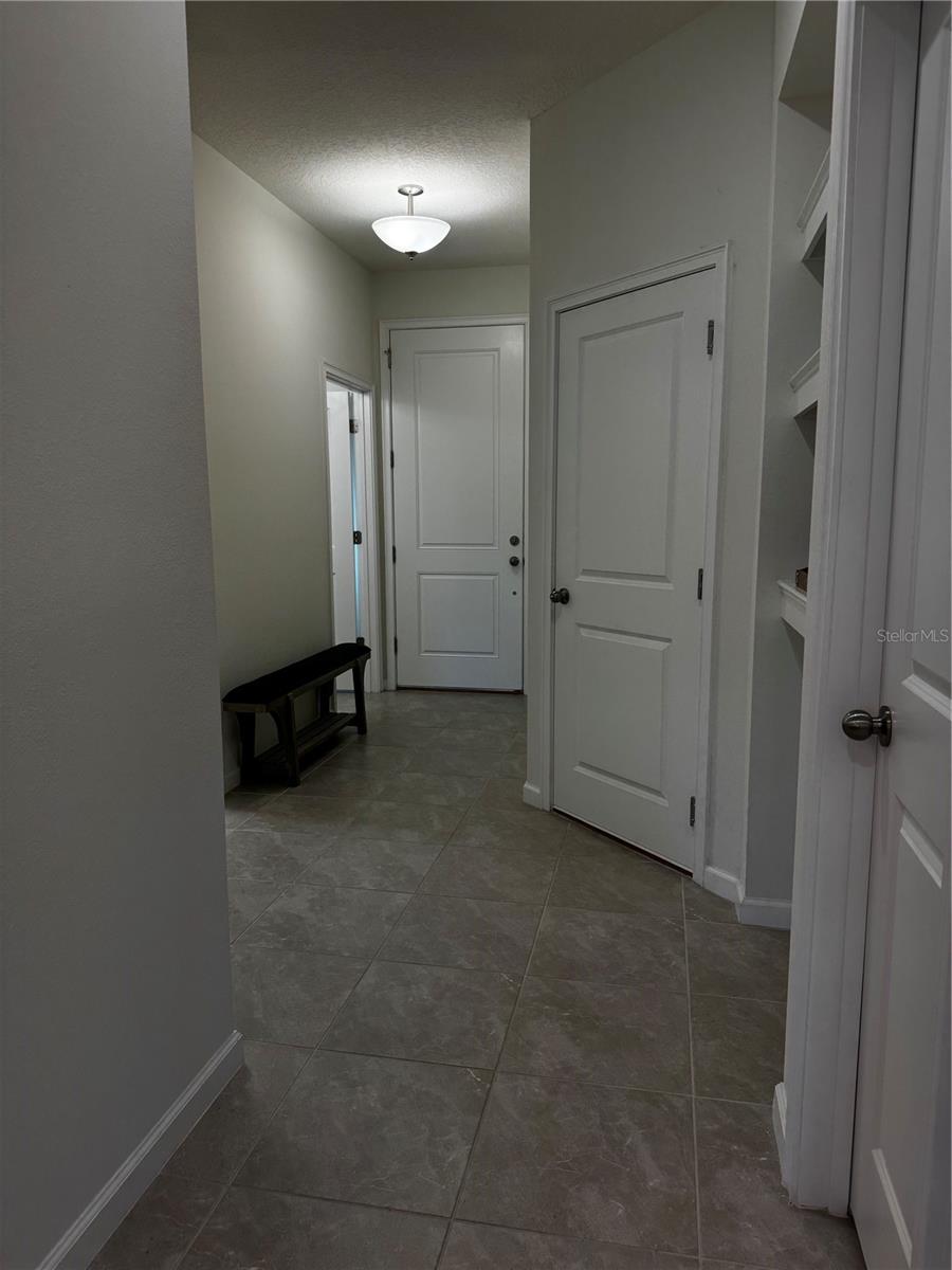 11665 ROLLING GREEN DR