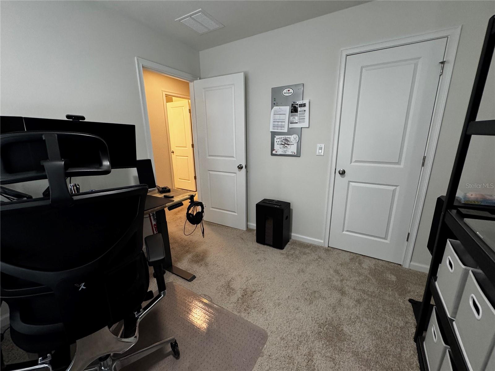 11665 ROLLING GREEN DR