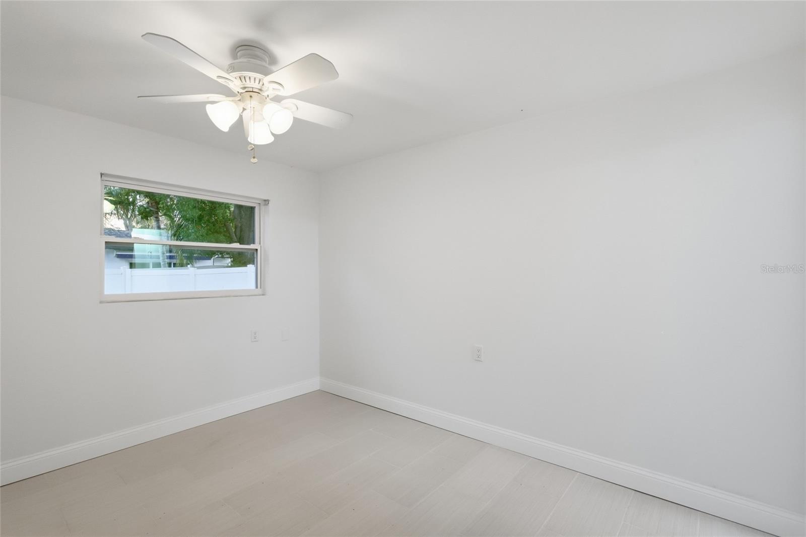 1910 NEW HAMPSHIRE AVE NE