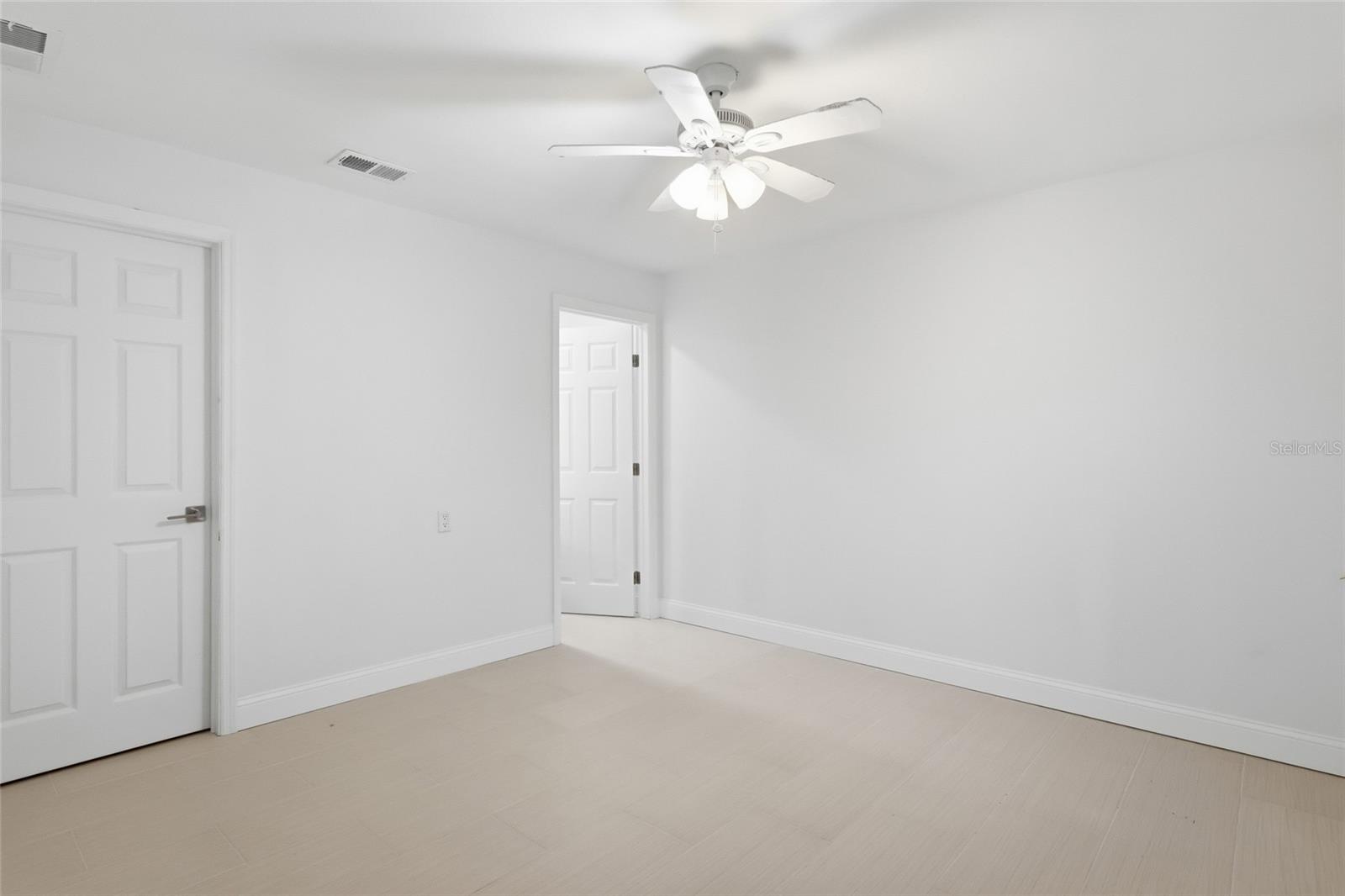 1910 NEW HAMPSHIRE AVE NE