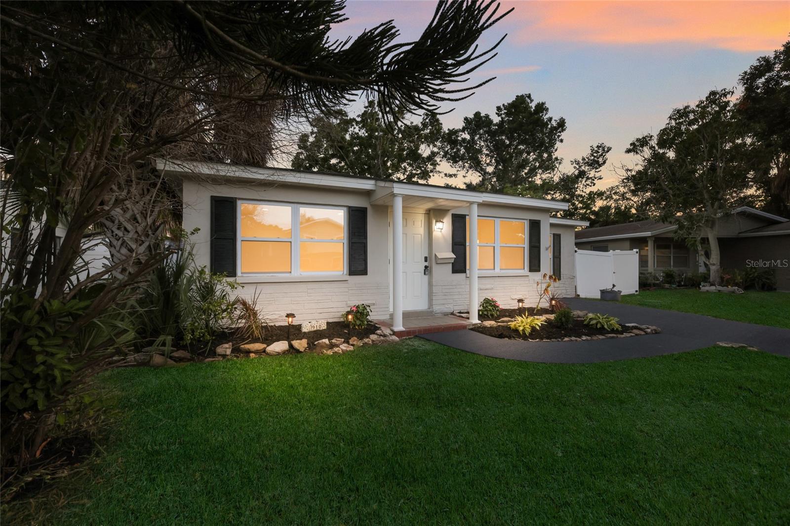 1910 NEW HAMPSHIRE AVE NE