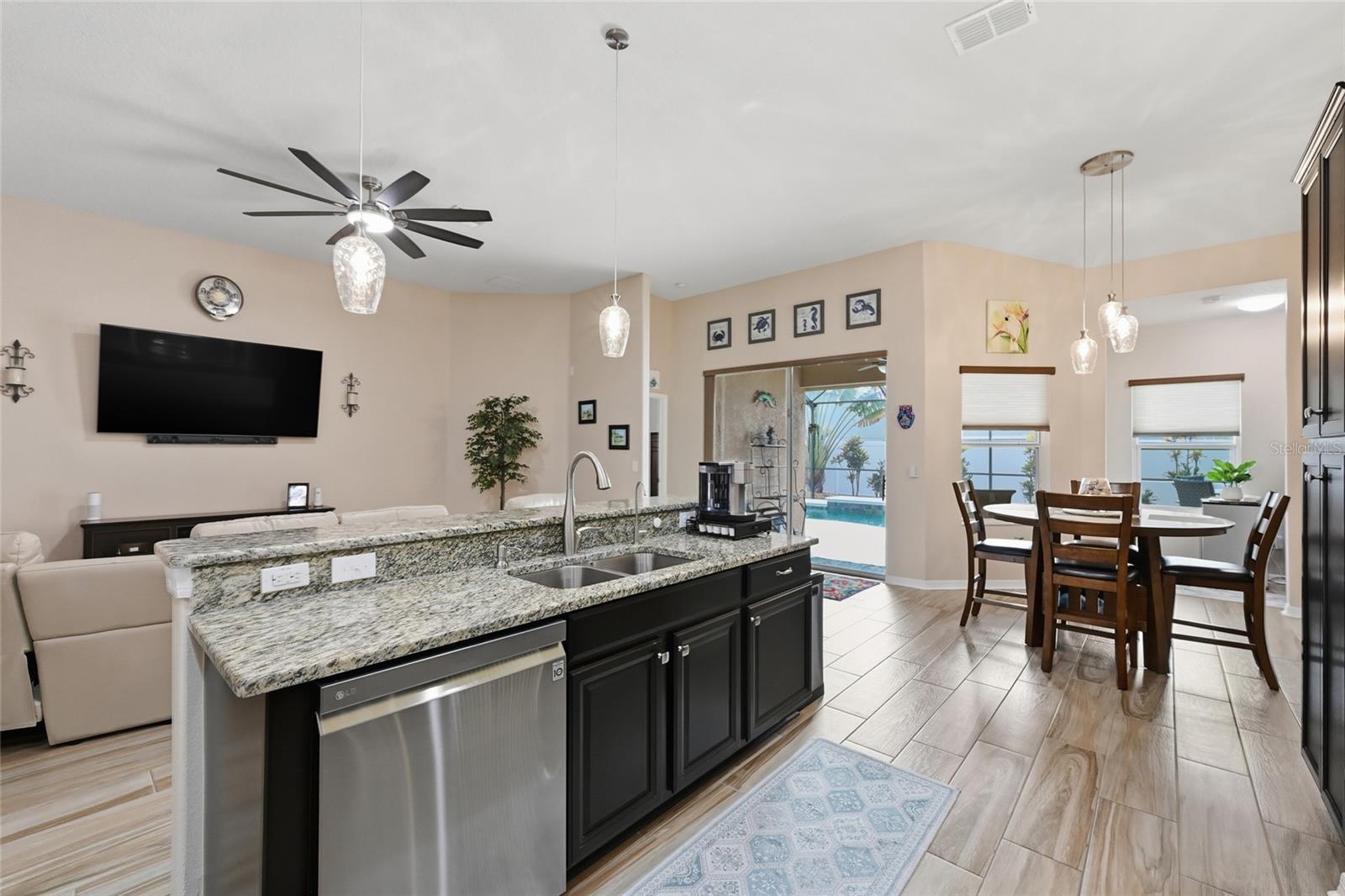 10835 CARLOWAY HILLS DR