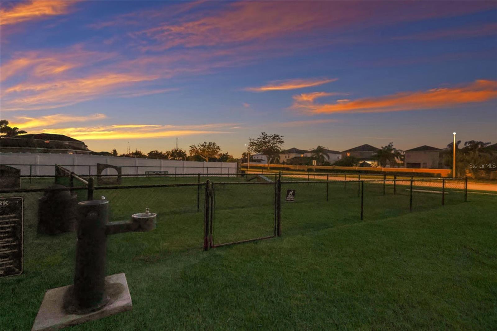 10835 CARLOWAY HILLS DR