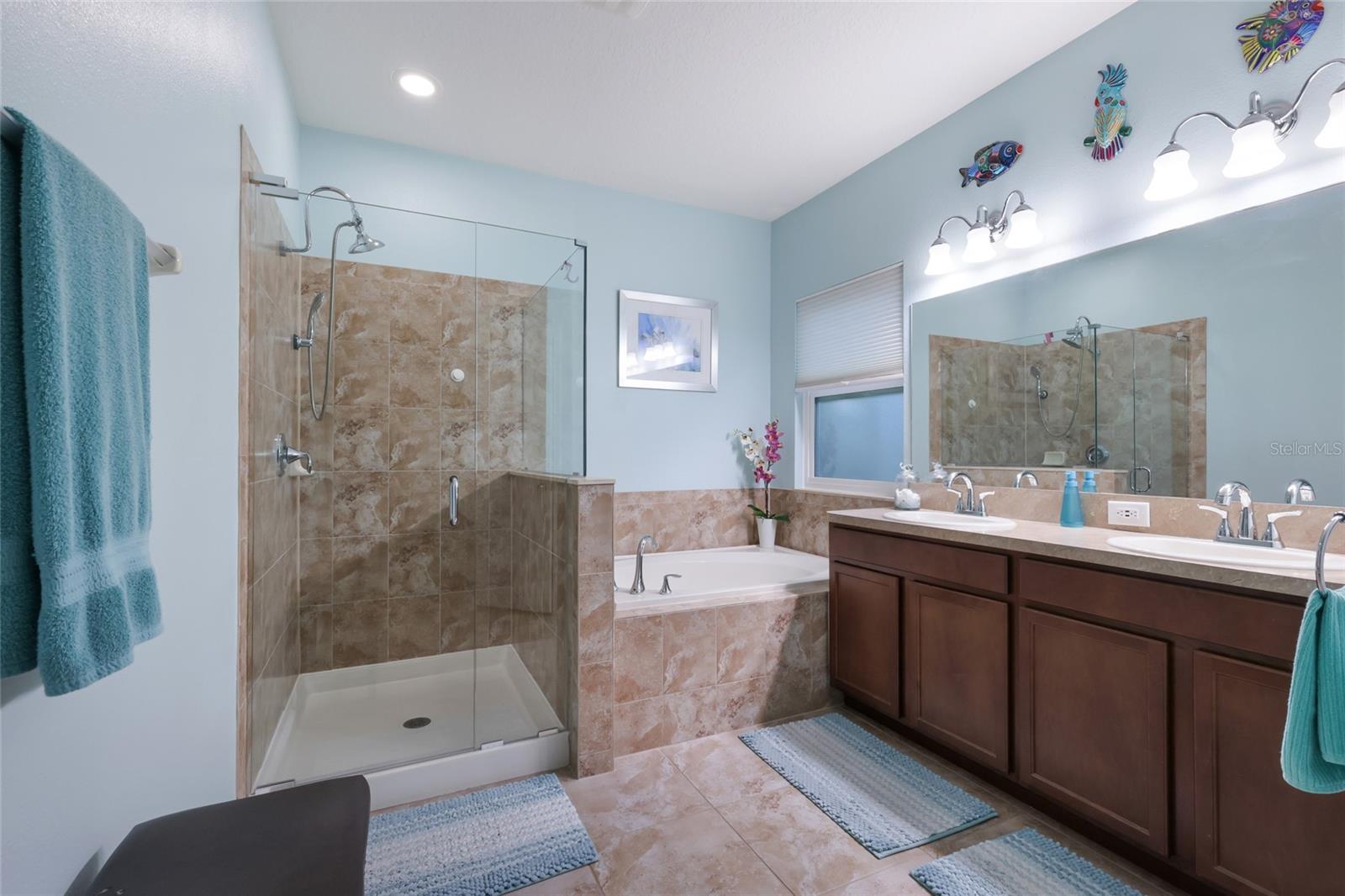 10835 CARLOWAY HILLS DR