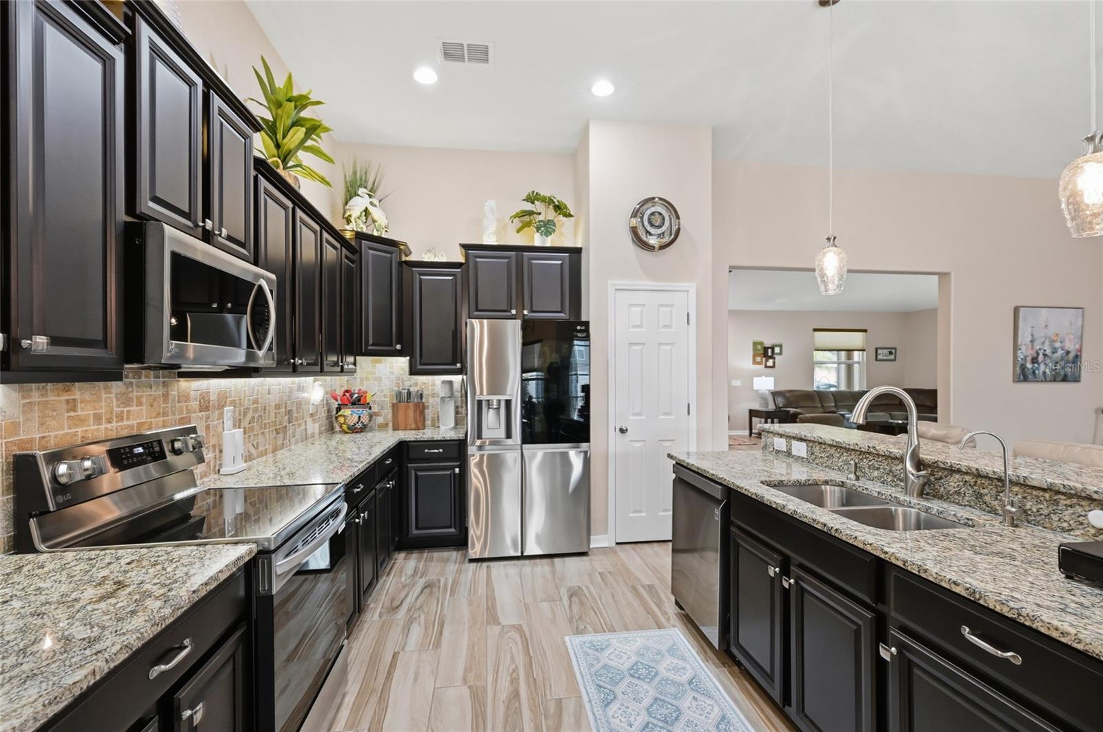 10835 CARLOWAY HILLS DR